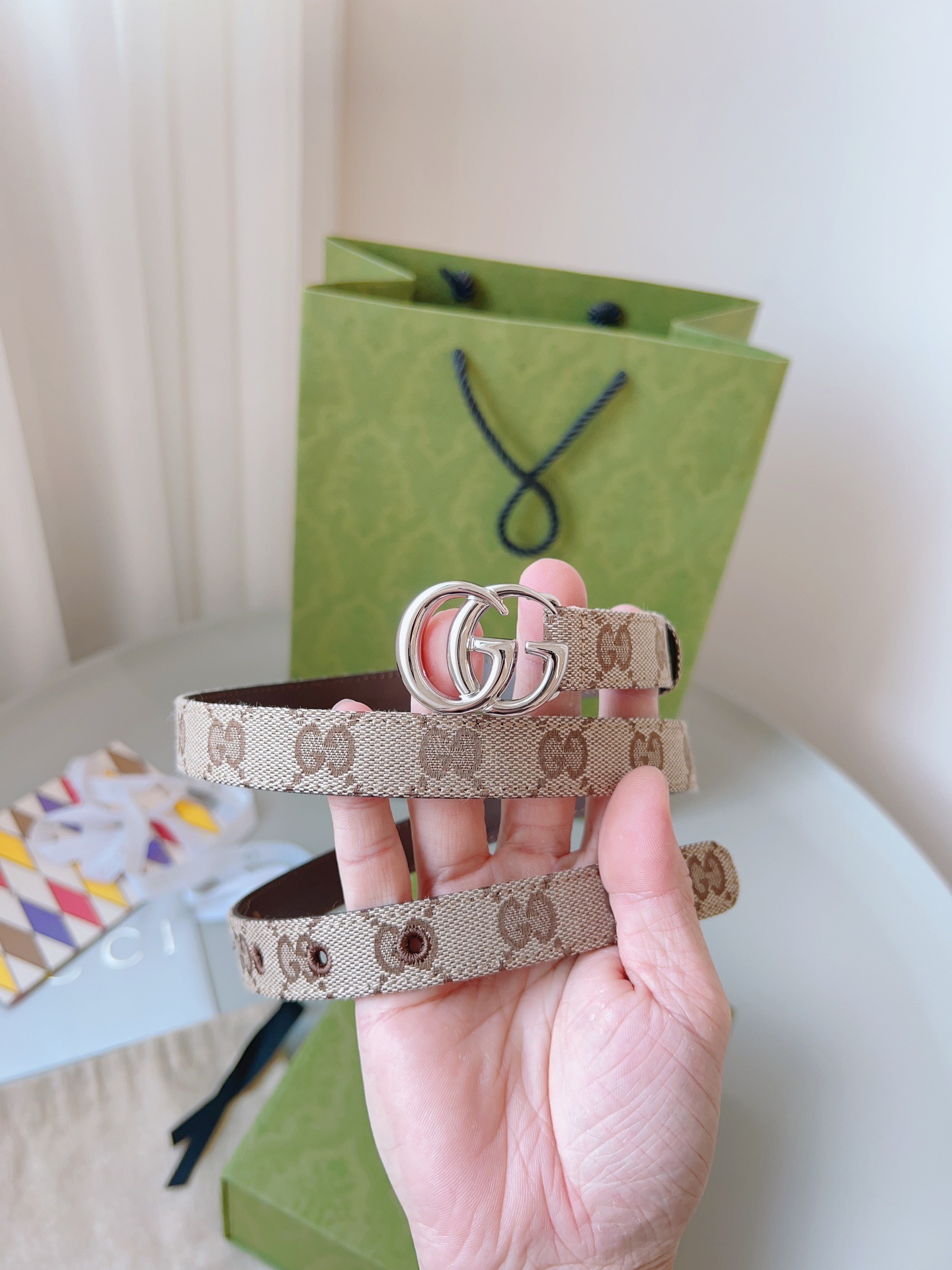 Burberry 버버리 스코틀랜드 체크 양면 캐시미어 후드 케이프 숄 19