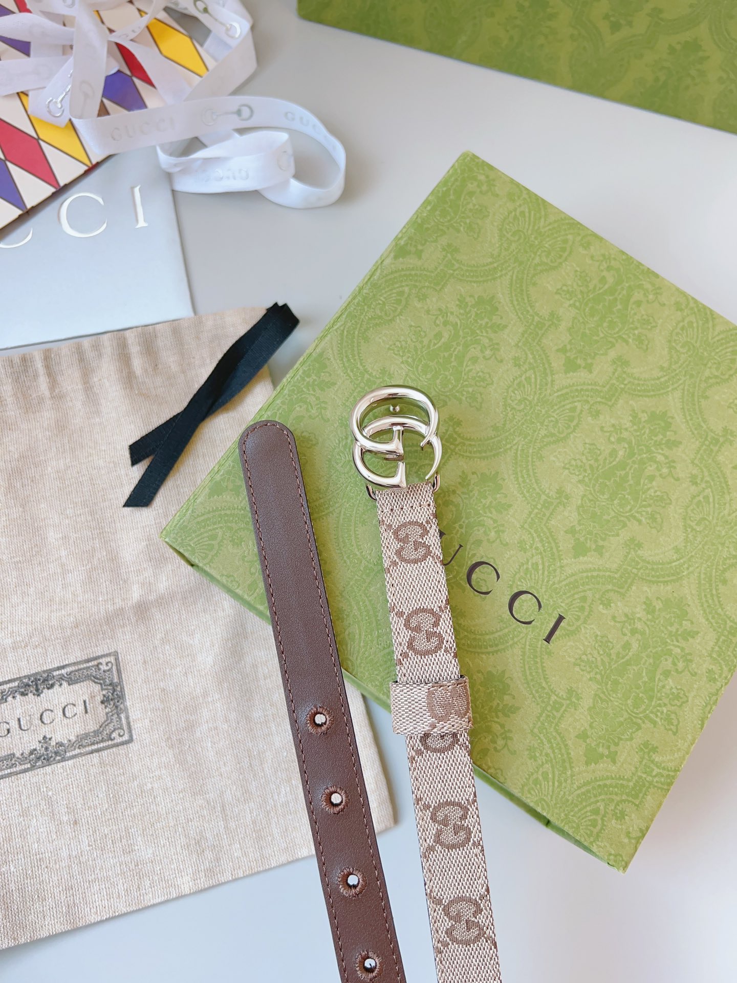 Burberry 버버리 스코틀랜드 체크 양면 캐시미어 후드 케이프 숄 20