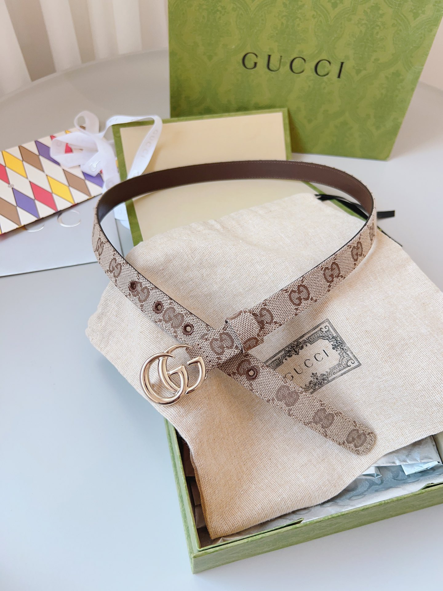 Gucci 구찌 GG 캔버스 블루 레더 트림 슬림 벨트 2