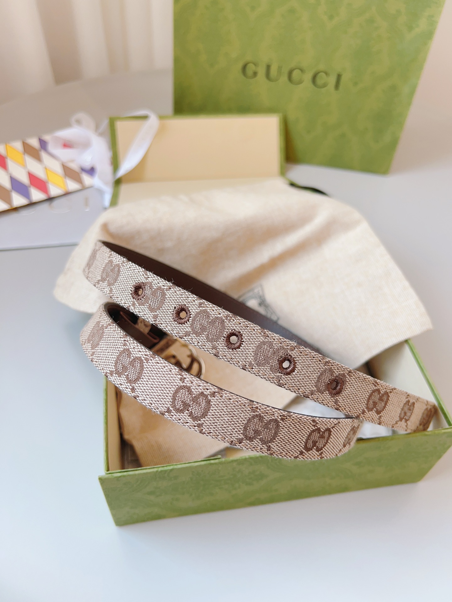 Gucci 구찌 GG 캔버스 블루 레더 트림 슬림 벨트 3