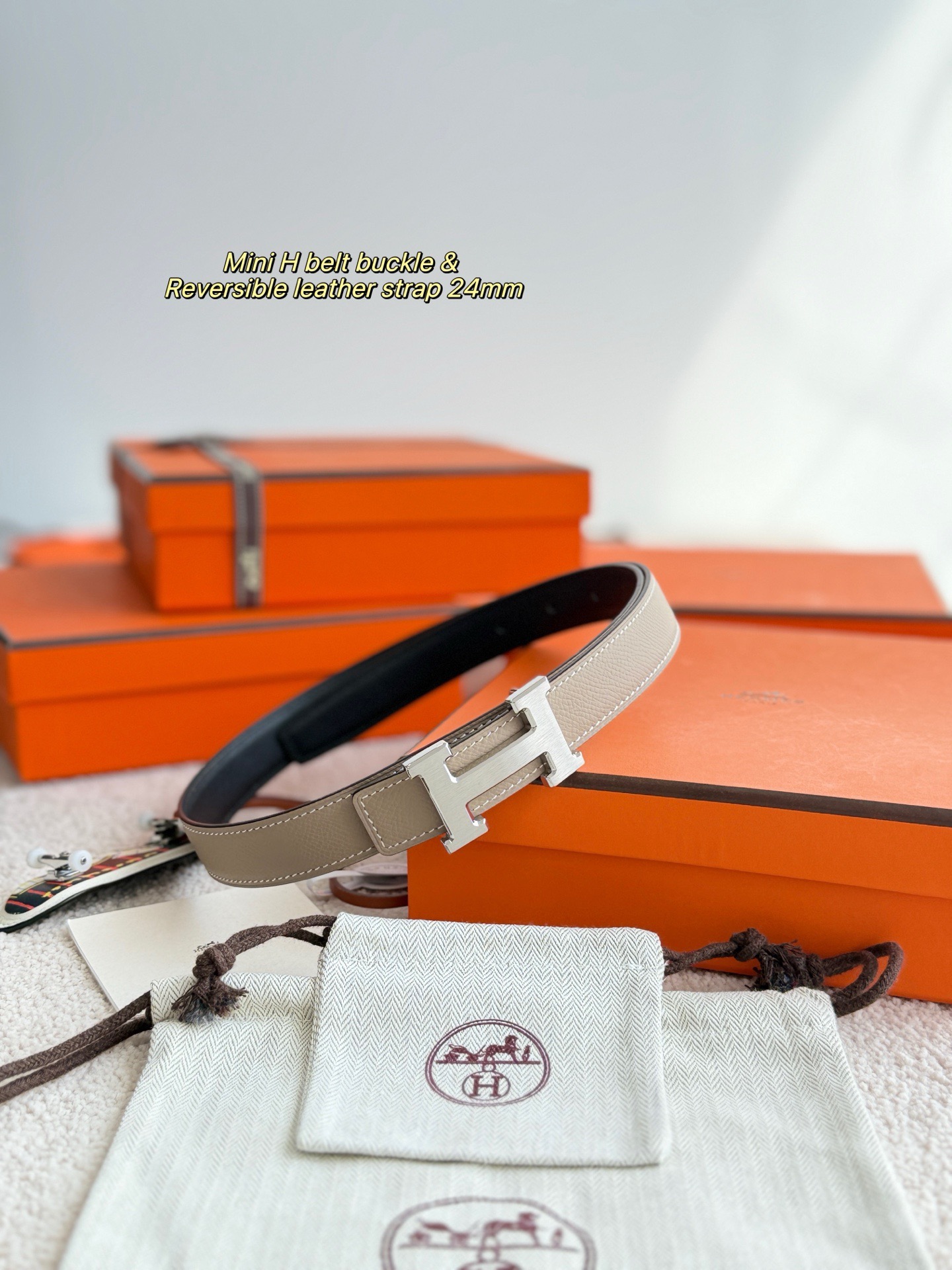 Brunello Cucinelli 브루넬로 쿠치넬리 2025 가을·겨울 여성 하이넥 허리 스트링 구스다운 점퍼 3