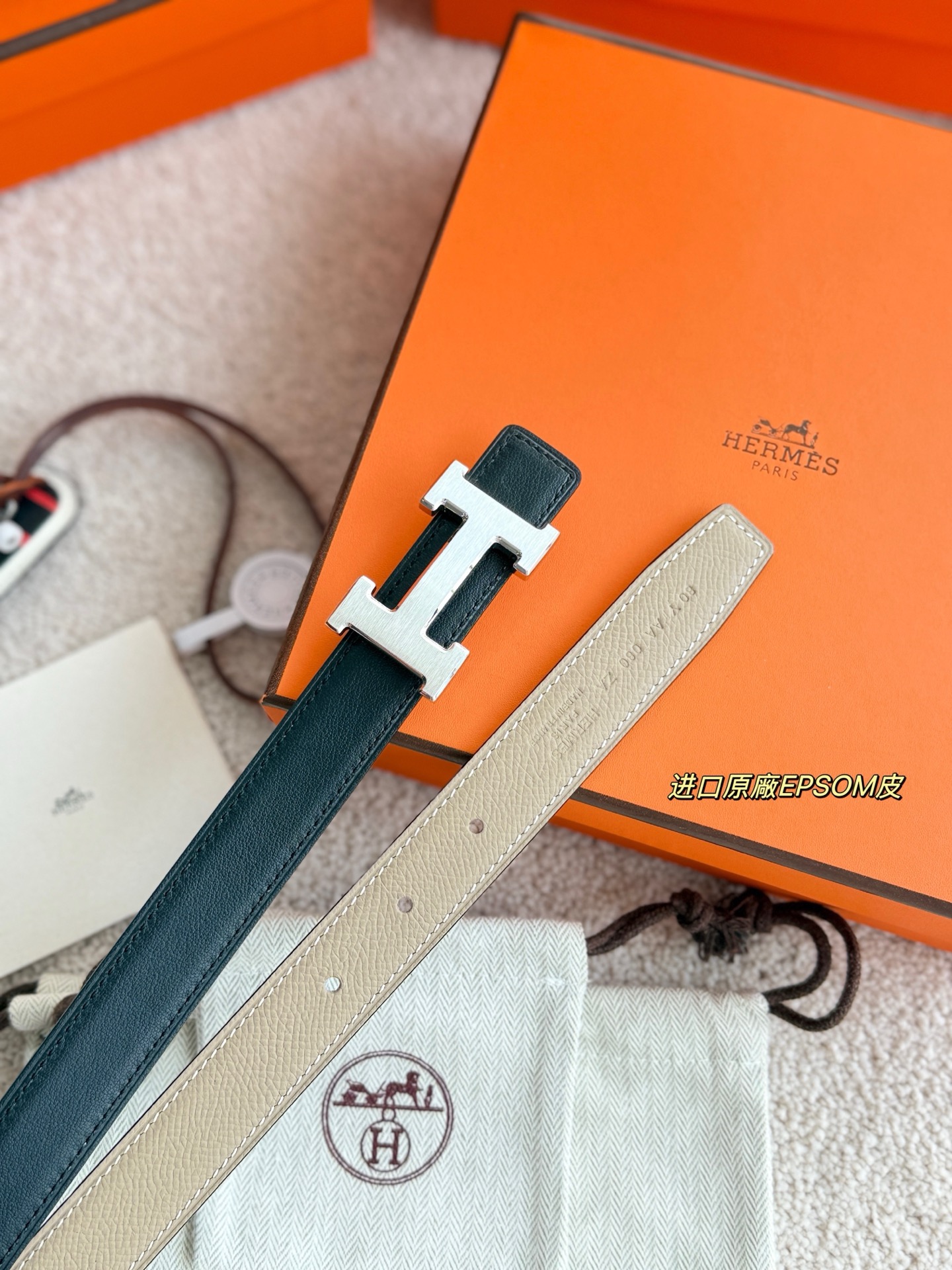 Brunello Cucinelli 브루넬로 쿠치넬리 2025 가을·겨울 여성 하이넥 허리 스트링 구스다운 점퍼 8