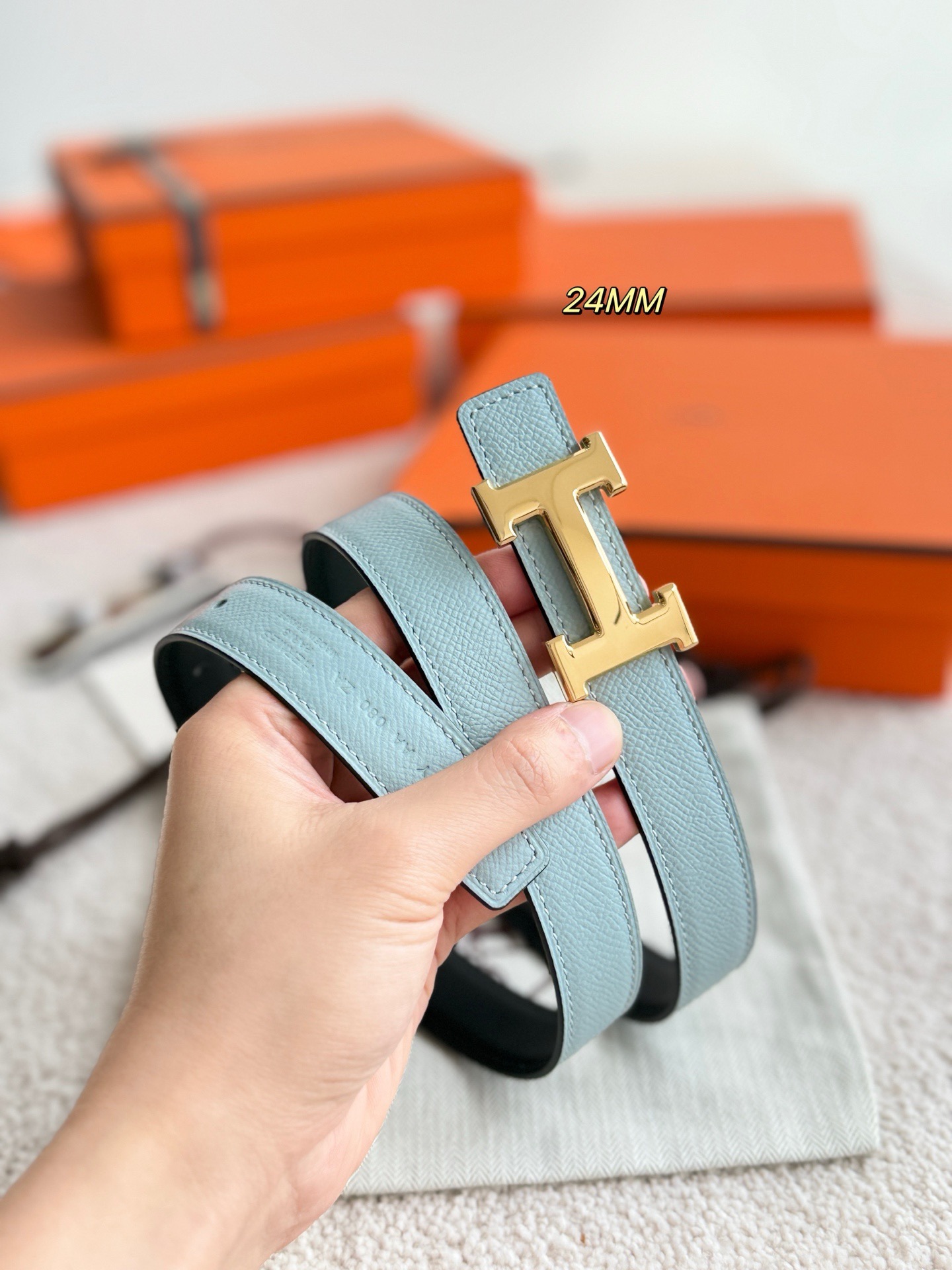 Brunello Cucinelli 브루넬로 쿠치넬리 2025 가을·겨울 여성 하이넥 허리 스트링 구스다운 점퍼 13