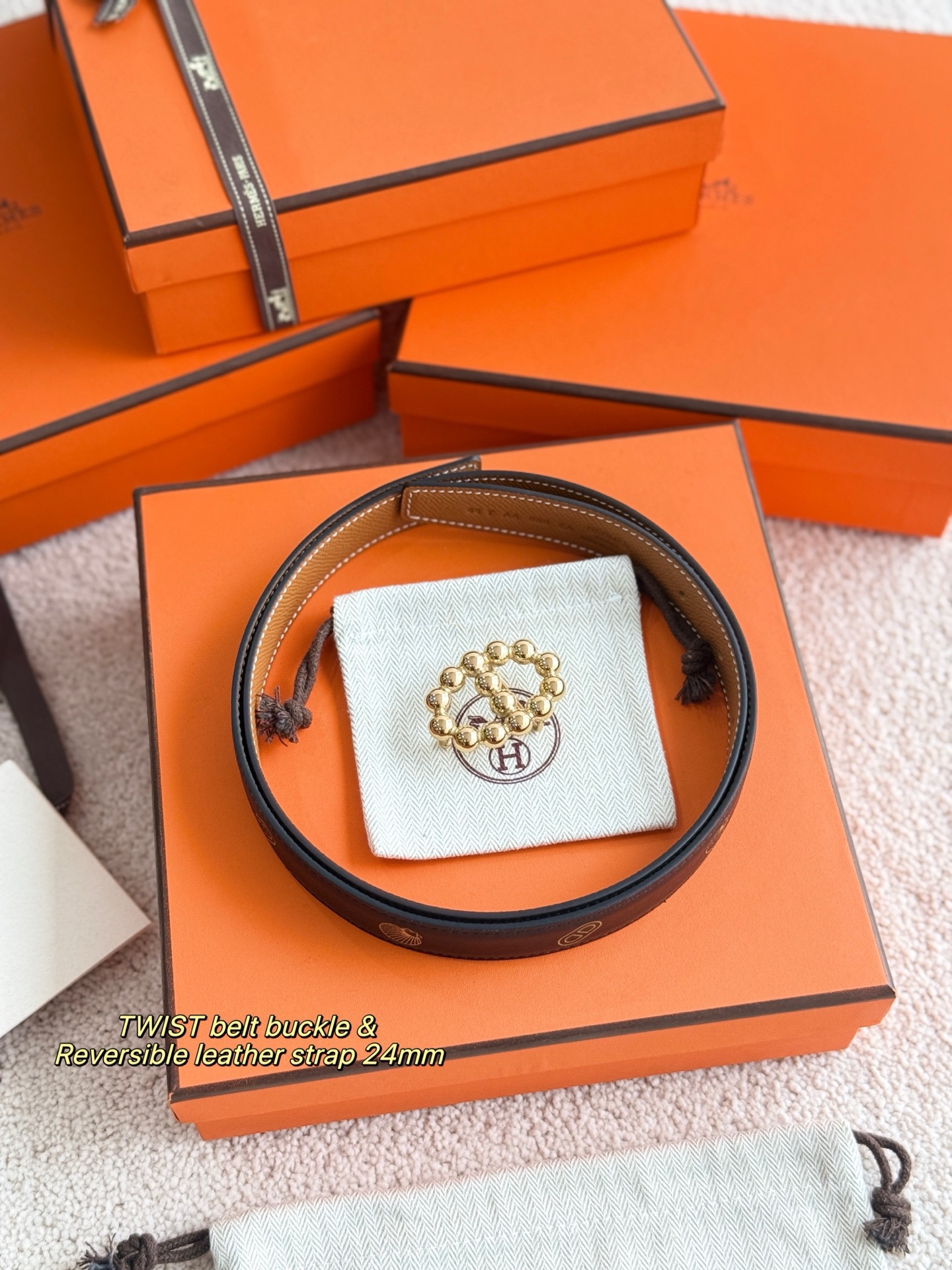 Brunello Cucinelli 브루넬로 쿠치넬리 2025 가을·겨울 여성 하이넥 허리 스트링 구스다운 점퍼 6