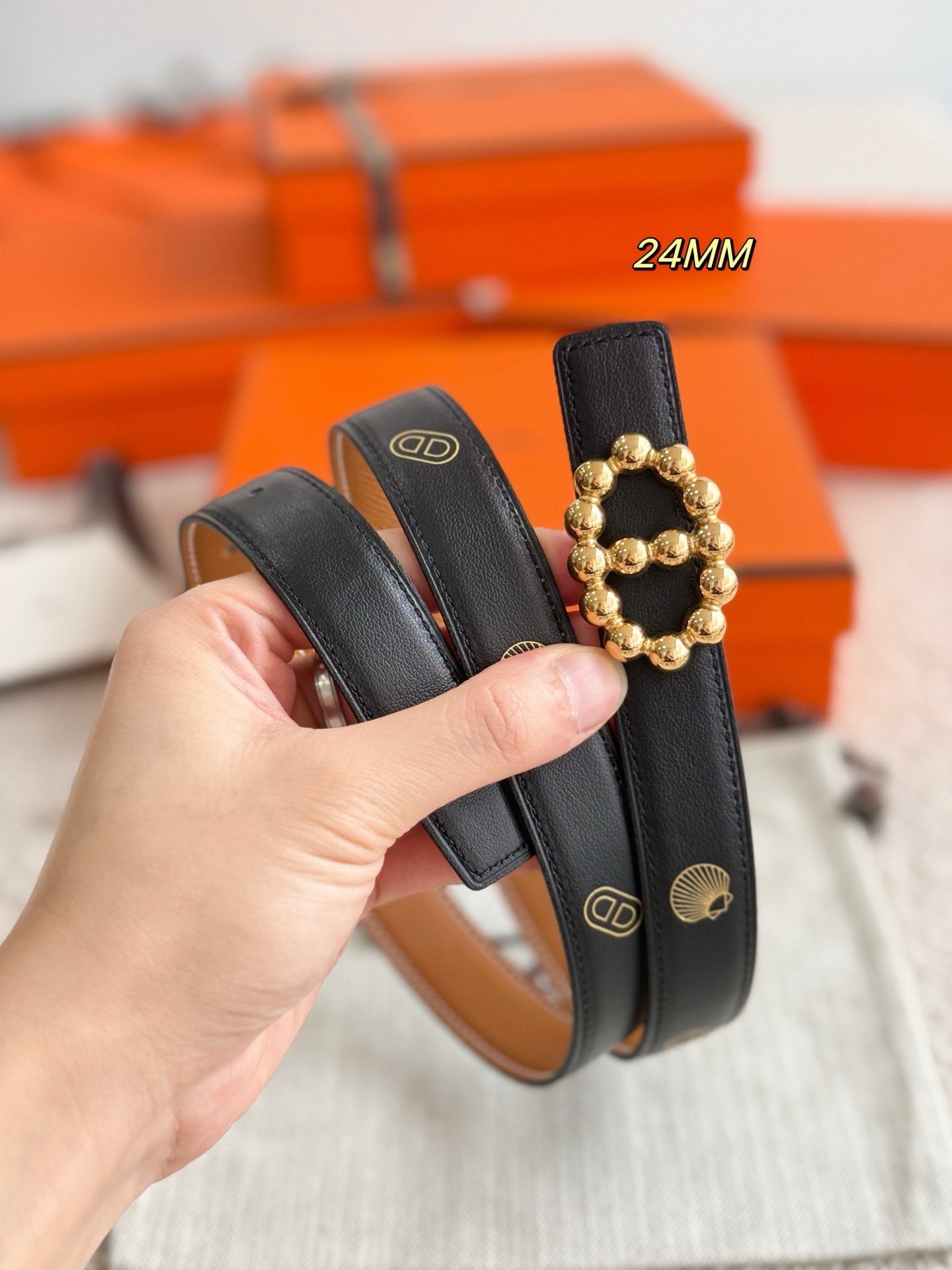 Brunello Cucinelli 브루넬로 쿠치넬리 2025 가을·겨울 여성 하이넥 허리 스트링 구스다운 점퍼 10