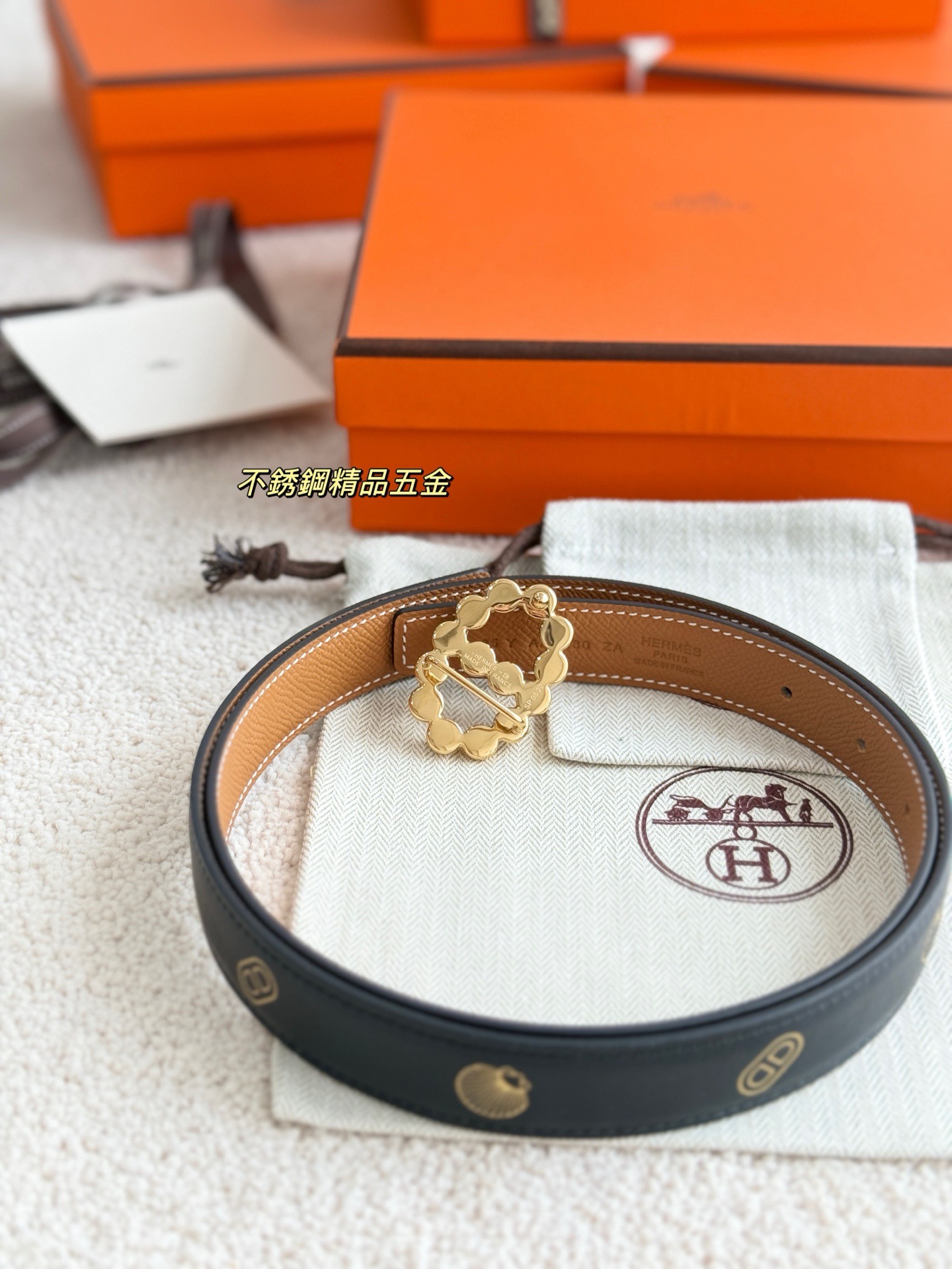 Brunello Cucinelli 브루넬로 쿠치넬리 2025 가을·겨울 여성 하이넥 허리 스트링 구스다운 점퍼 11