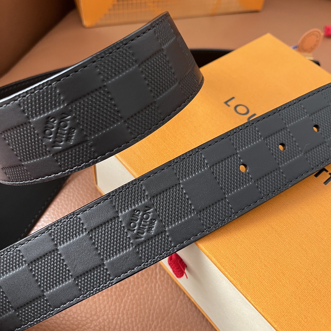 LOUIS VUITTON 루이비통 루이 비통 남성 클래식 다미에 엠보싱 벨트 4