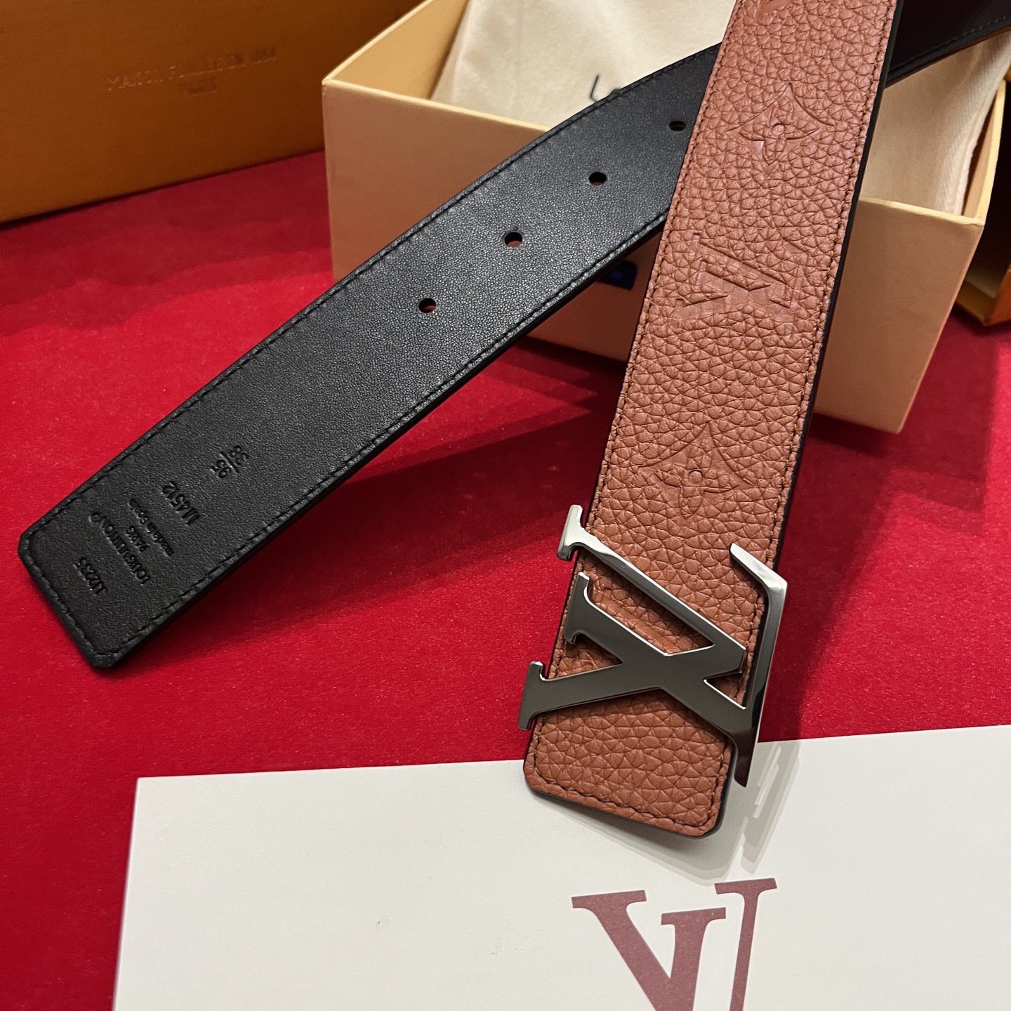 Louis Vuitton 루이비통 루이 비통 토고 패턴 소가죽 남성 벨트 3