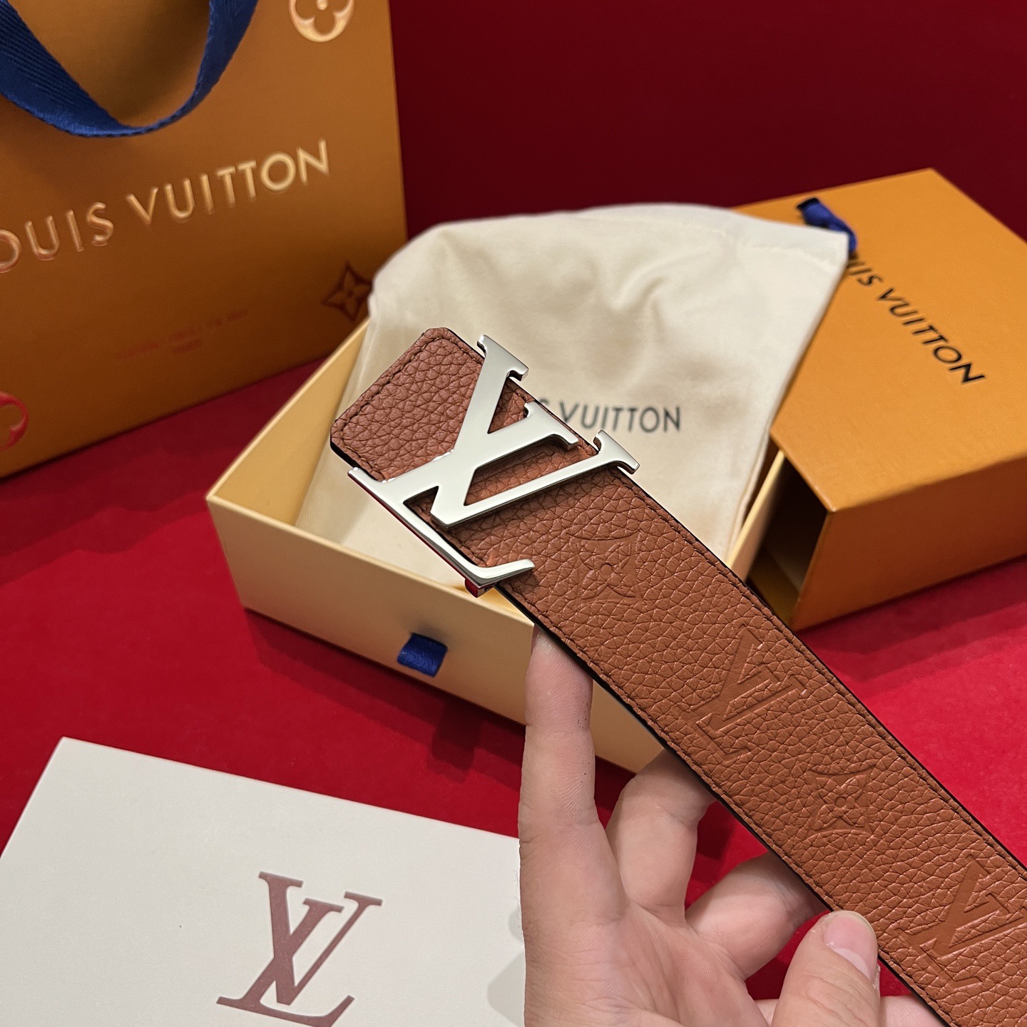 Louis Vuitton 루이비통 루이 비통 토고 패턴 소가죽 남성 벨트 1