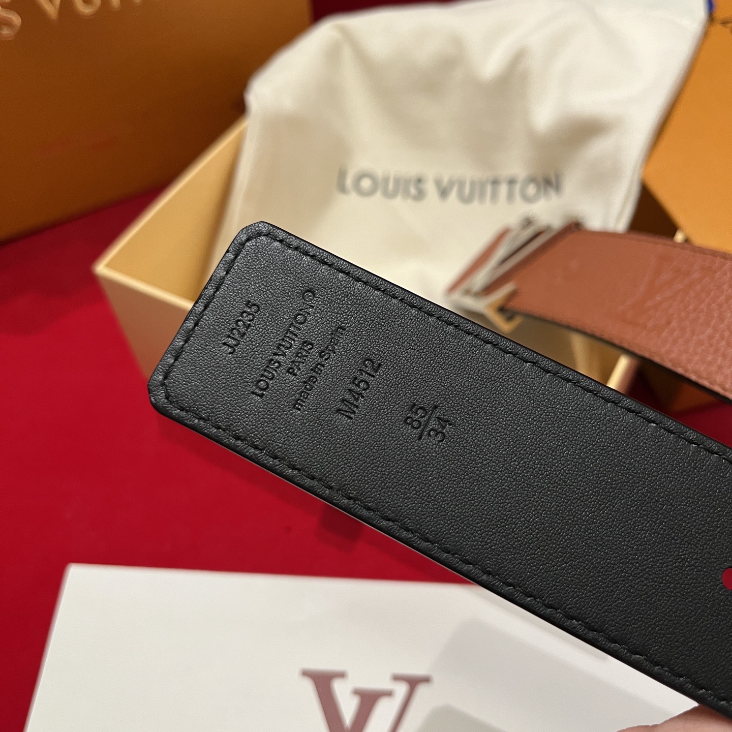 Louis Vuitton 루이비통 루이 비통 토고 패턴 소가죽 남성 벨트 5