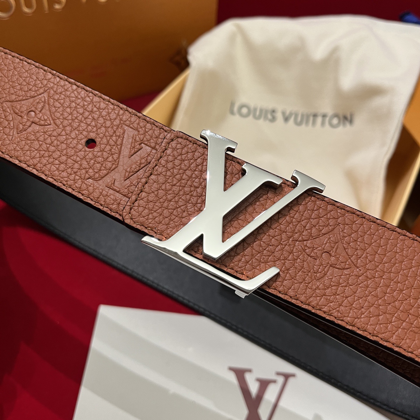 Louis Vuitton 루이비통 루이 비통 토고 패턴 소가죽 남성 벨트 8