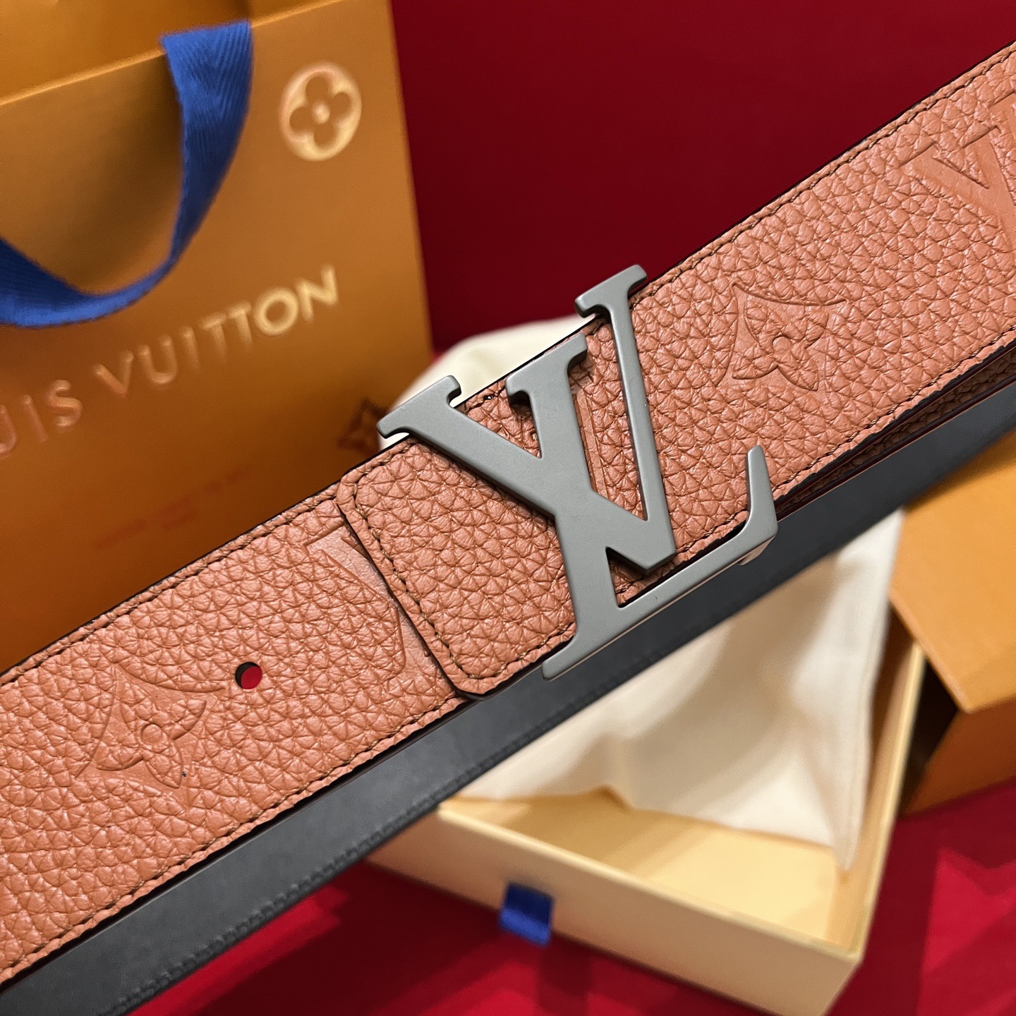 Louis Vuitton 루이비통 루이 비통 토고 패턴 소가죽 남성 벨트 8
