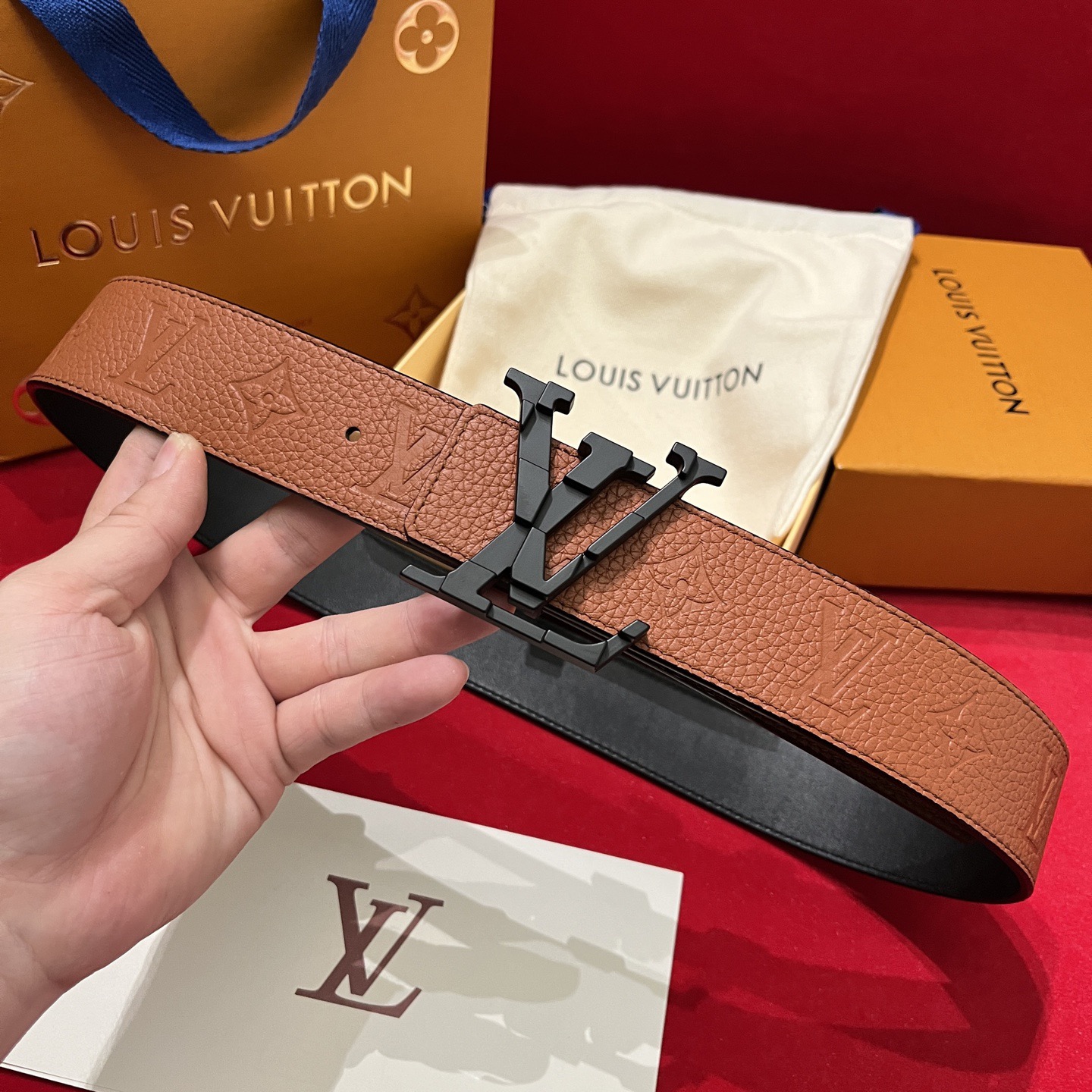 Louis Vuitton 루이비통 루이 비통 토고 패턴 소가죽 남성 벨트 1