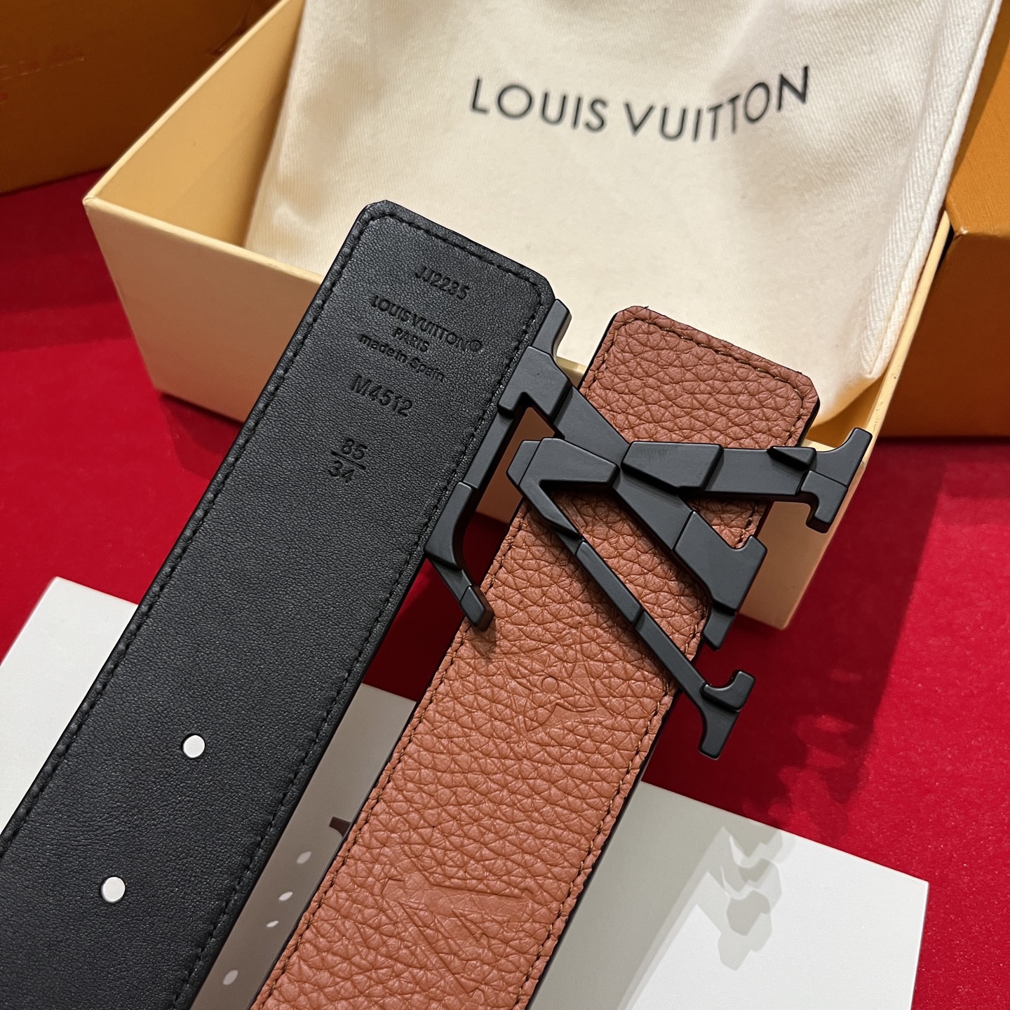Louis Vuitton 루이비통 루이 비통 토고 패턴 소가죽 남성 벨트 4