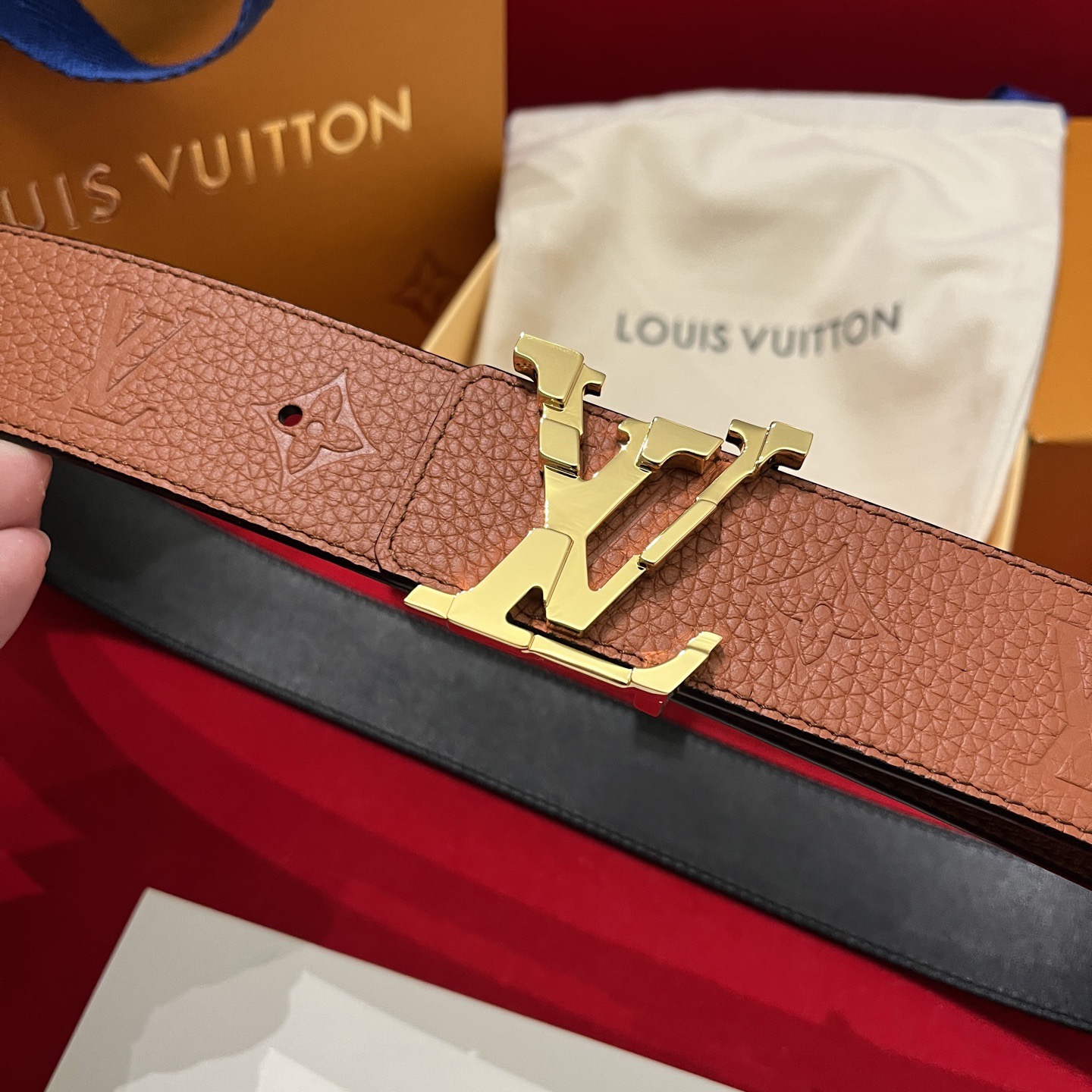Louis Vuitton 루이비통 루이 비통 토고 패턴 소가죽 남성 벨트 2