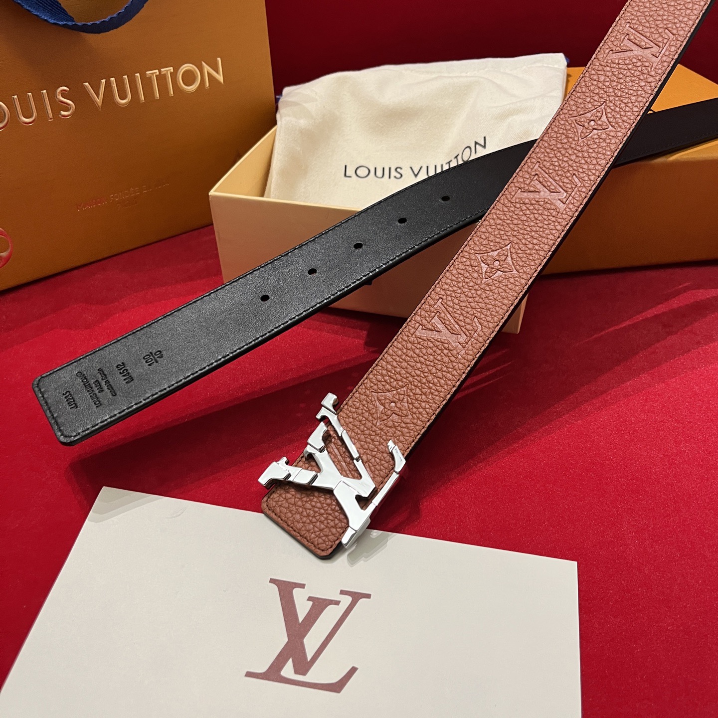 Louis Vuitton 루이비통 루이 비통 토고 패턴 소가죽 남성 벨트 5