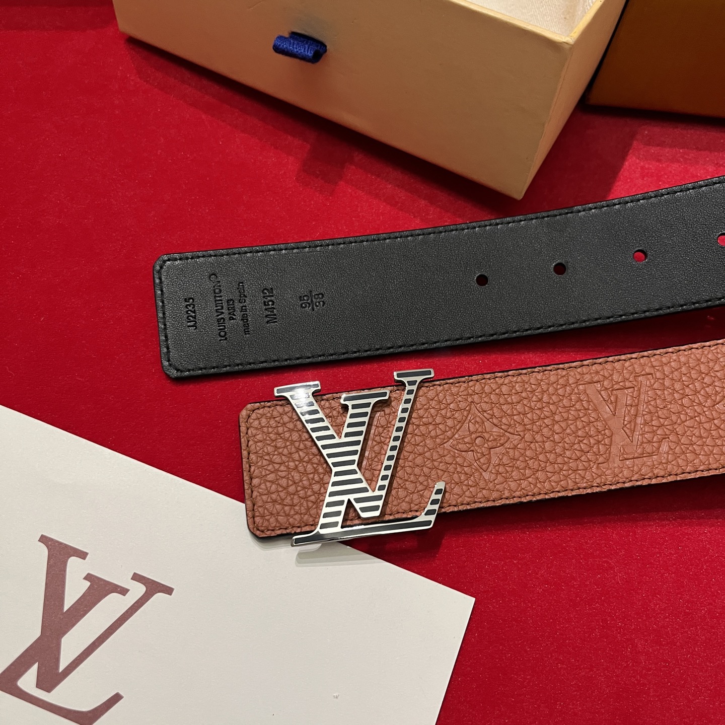 Louis Vuitton 루이비통 루이 비통 토고 패턴 소가죽 남성 벨트 4