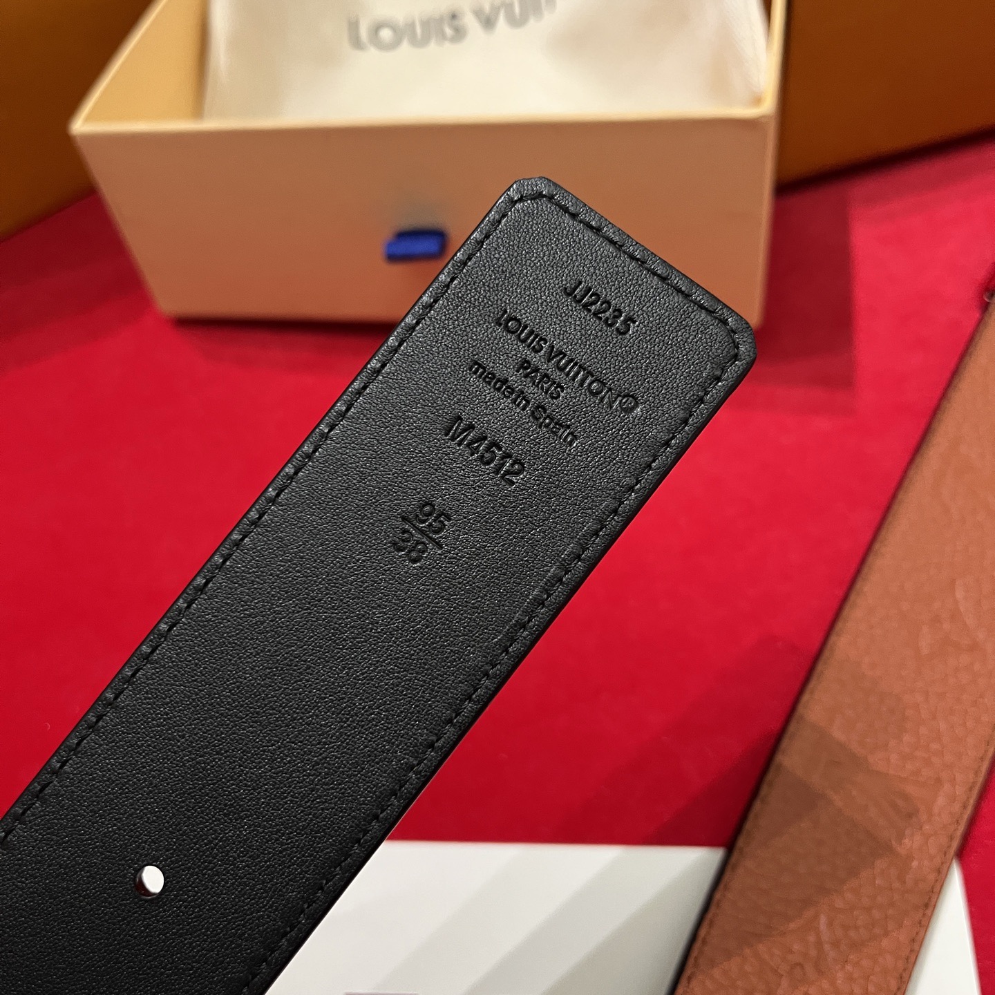 Louis Vuitton 루이비통 루이 비통 토고 패턴 소가죽 남성 벨트 5