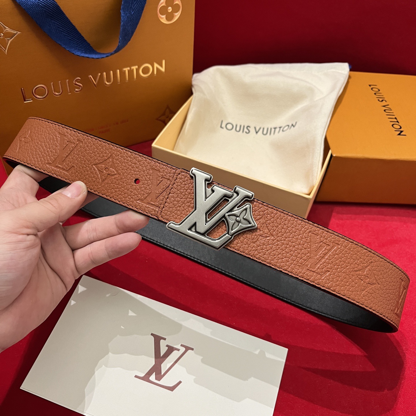 Louis Vuitton 루이비통 루이 비통 토고 패턴 소가죽 남성 벨트 1
