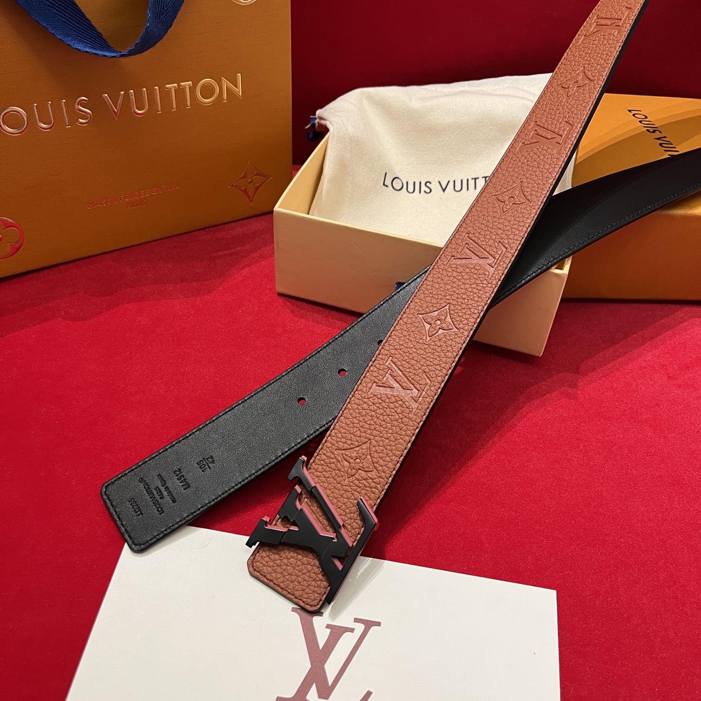 Louis Vuitton 루이비통 루이 비통 토고 패턴 소가죽 남성 벨트 1
