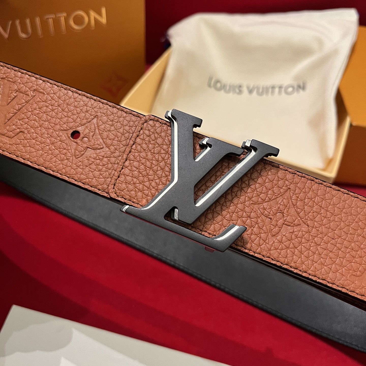 Louis Vuitton 루이비통 루이 비통 토고 패턴 소가죽 남성 벨트 7