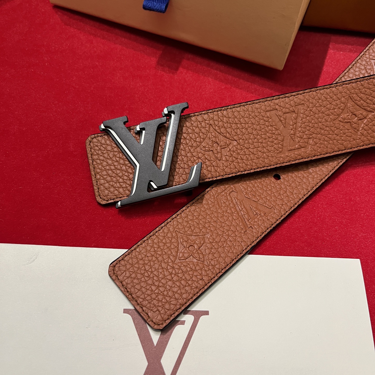 Louis Vuitton 루이비통 루이 비통 토고 패턴 소가죽 남성 벨트 9