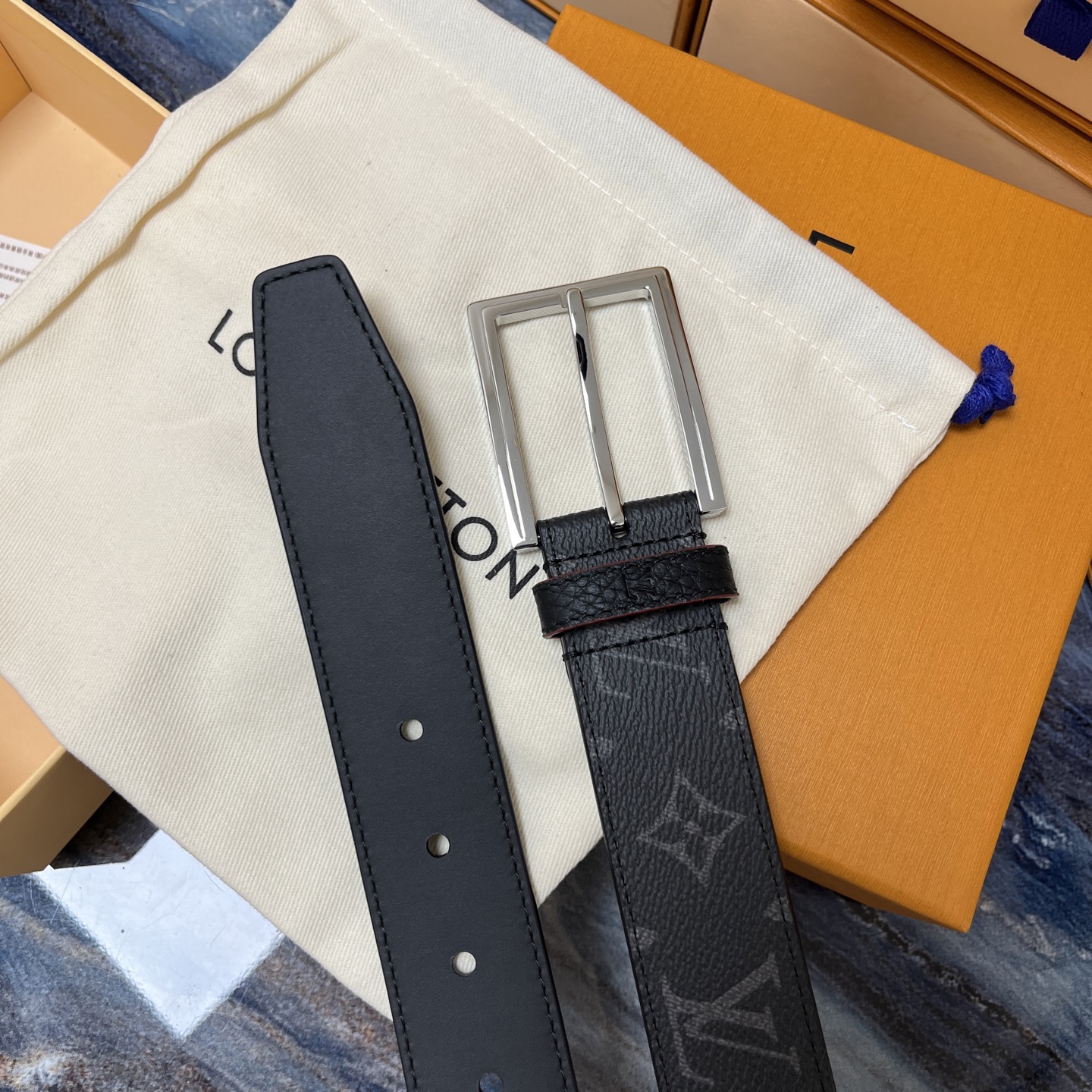 LOUIS VUITTON 루이비통 루이 비통 남성 모노그램 가죽 벨트 7