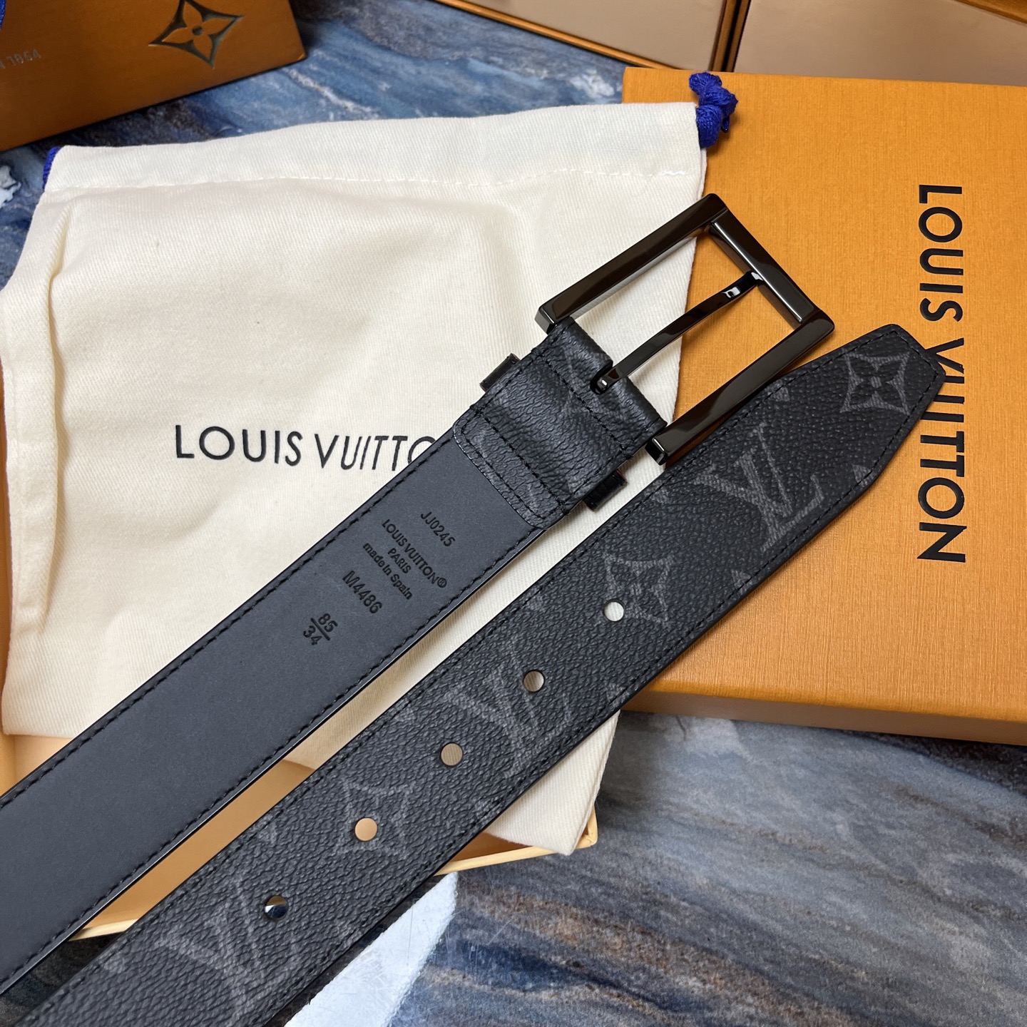 LOUIS VUITTON 루이비통 루이 비통 남성 모노그램 가죽 벨트 6