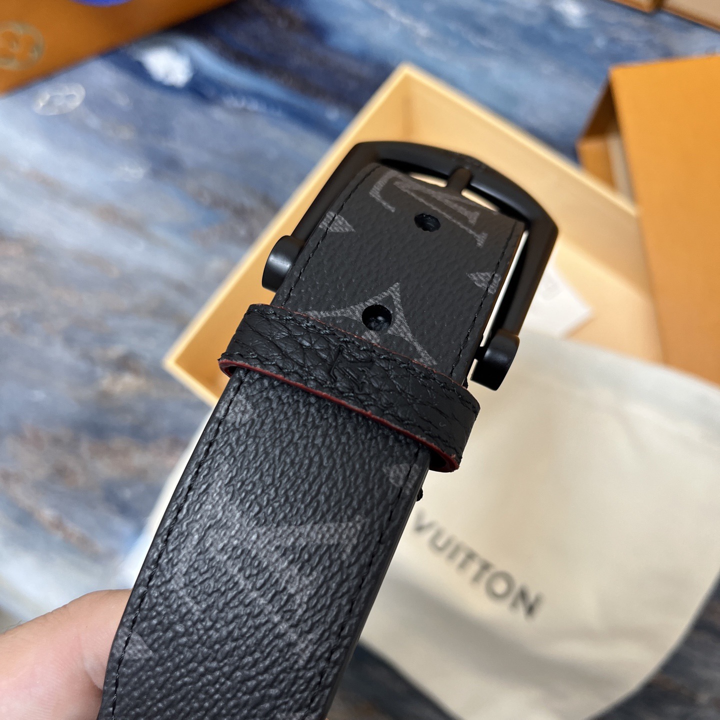 LOUIS VUITTON 루이비통 루이 비통 남성 모노그램 가죽 벨트 3