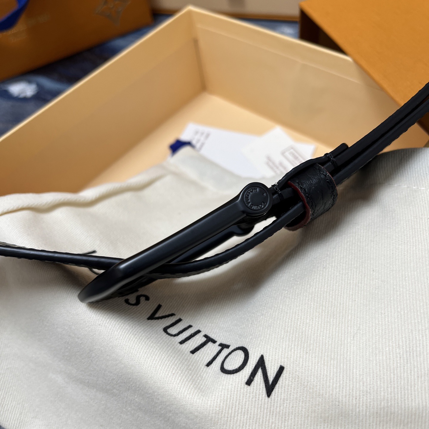 LOUIS VUITTON 루이비통 루이 비통 남성 모노그램 가죽 벨트 5