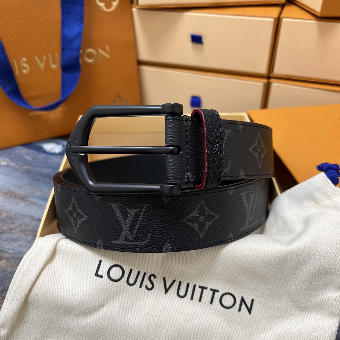 LOUIS VUITTON 루이비통 루이 비통 남성 모노그램 가죽 벨트 8