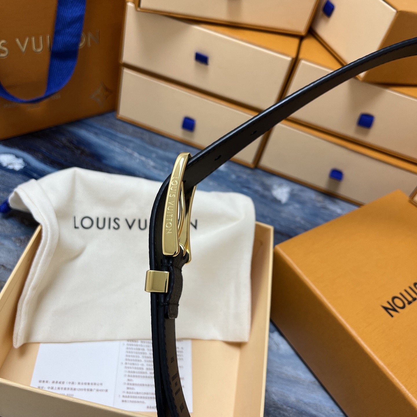 LOUIS VUITTON 루이비통 루이 비통 남성 모노그램 가죽 벨트 5