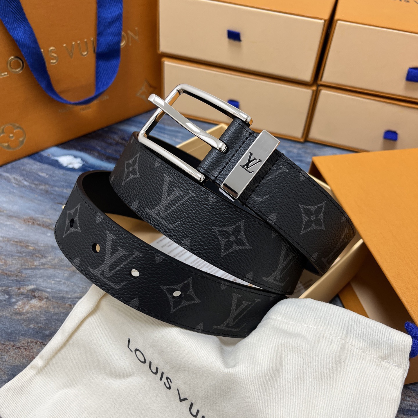 LOUIS VUITTON 루이비통 루이 비통 남성 모노그램 가죽 벨트 7