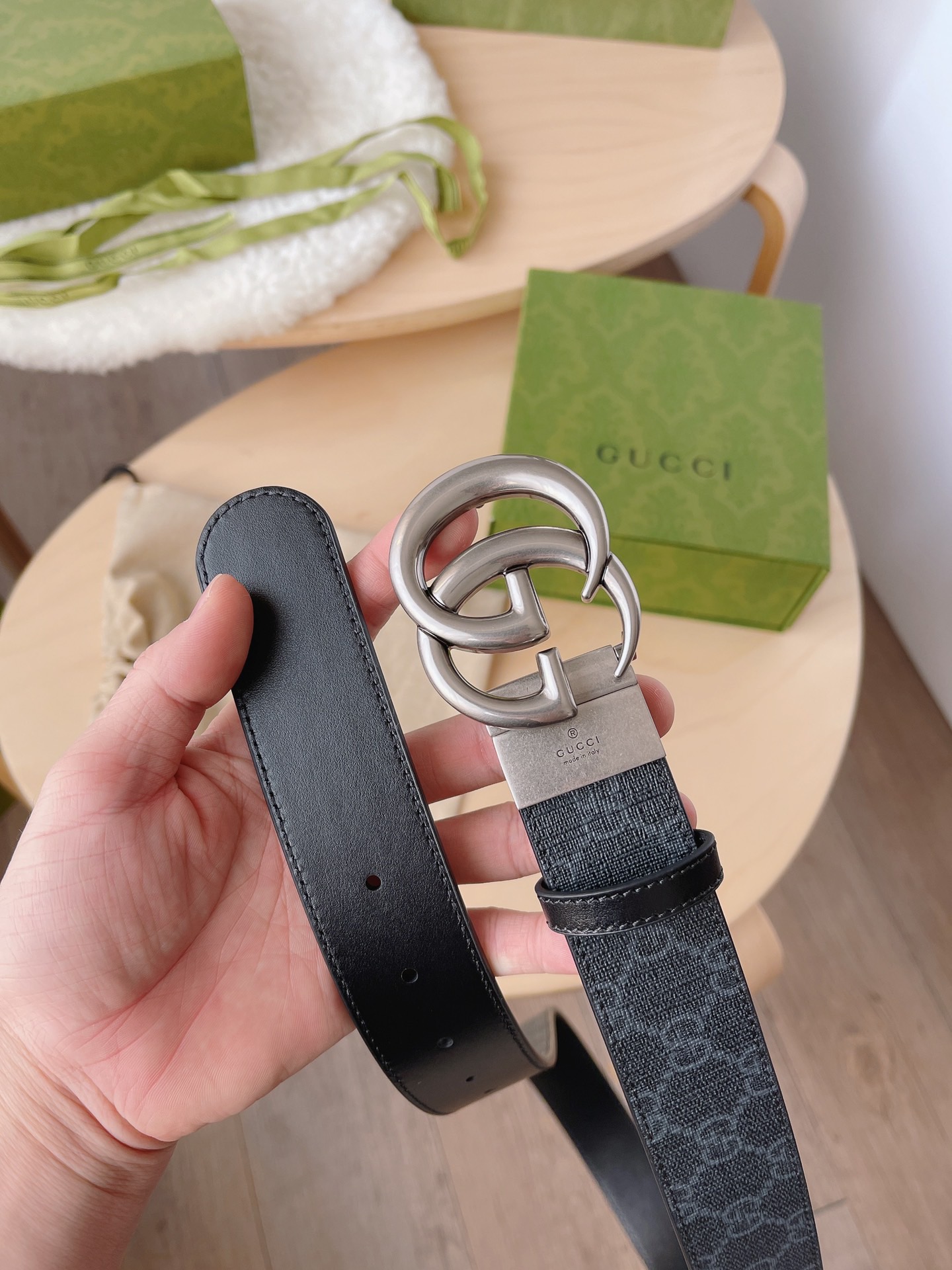 Dior 디올 로고 그래픽 라운드 니트 스웨터 5