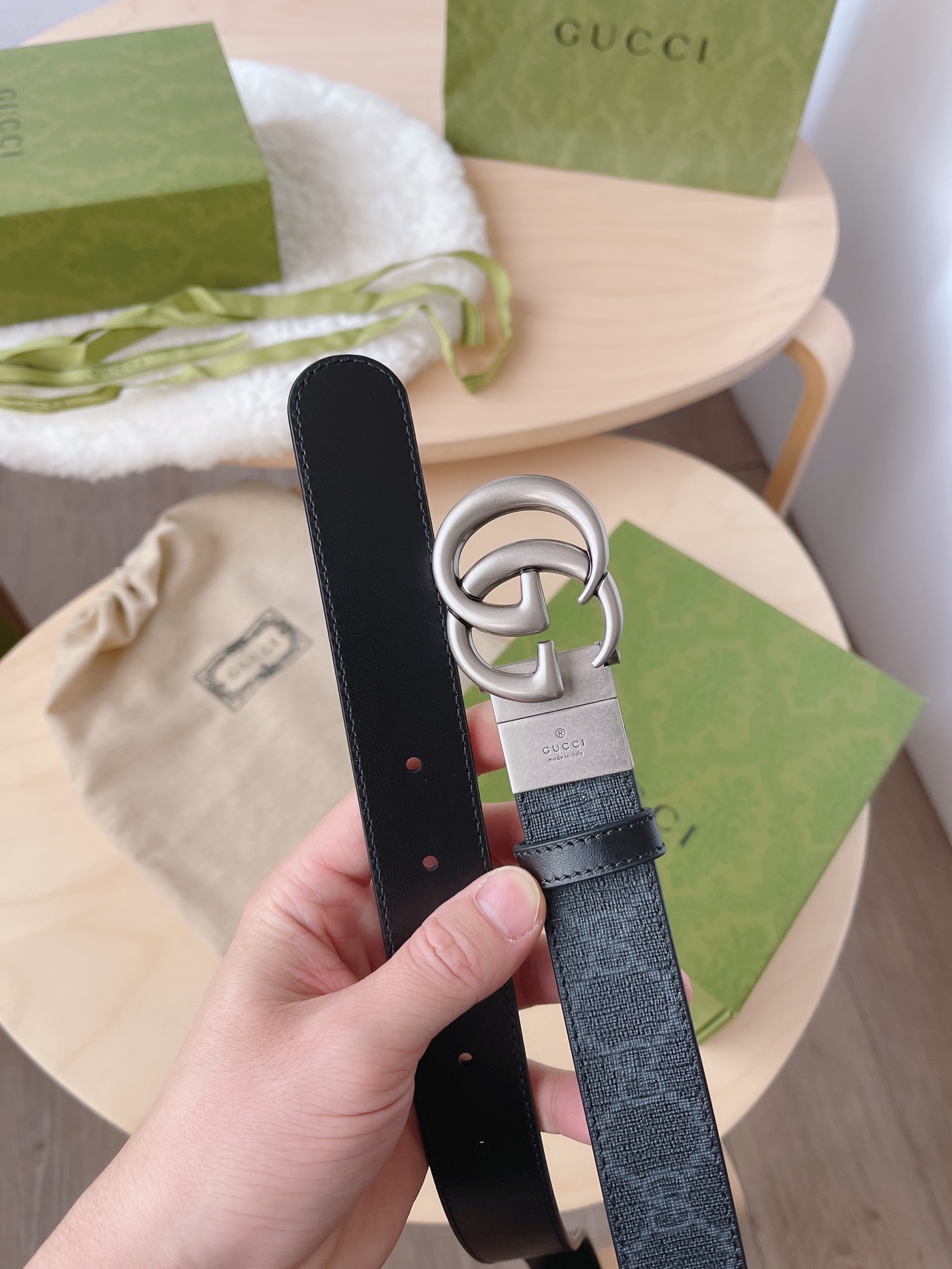 Dior 디올 로고 그래픽 라운드 니트 스웨터 13