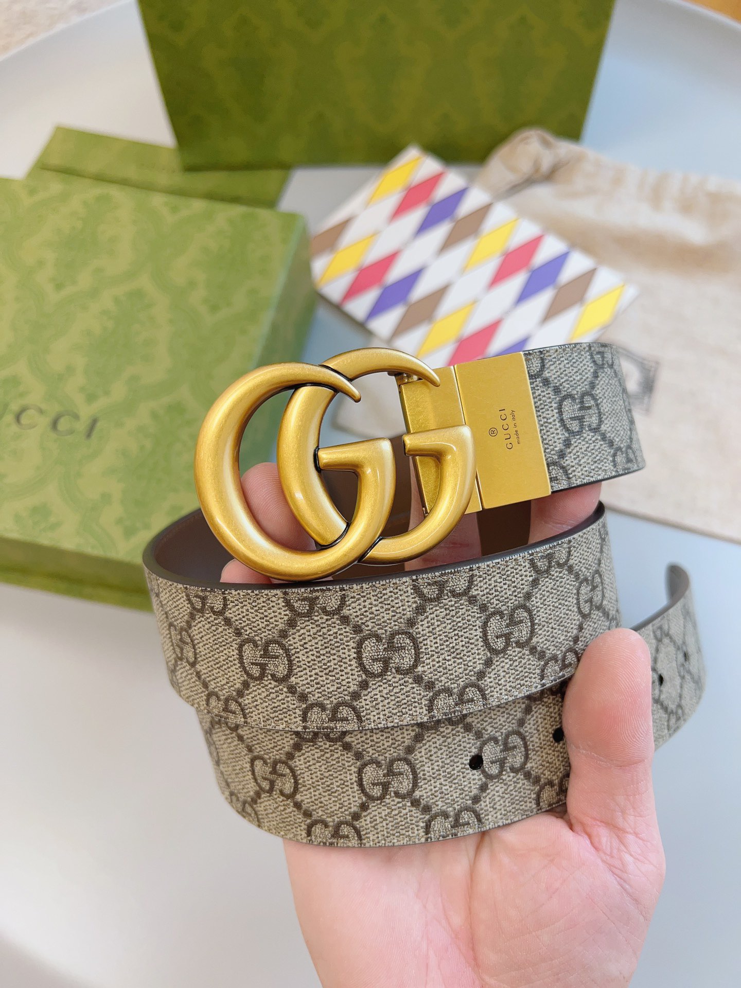 LOUIS VUITTON 루이비통 마르끄 루이비통 뎁세 회색 자수 로고 맨투맨 16