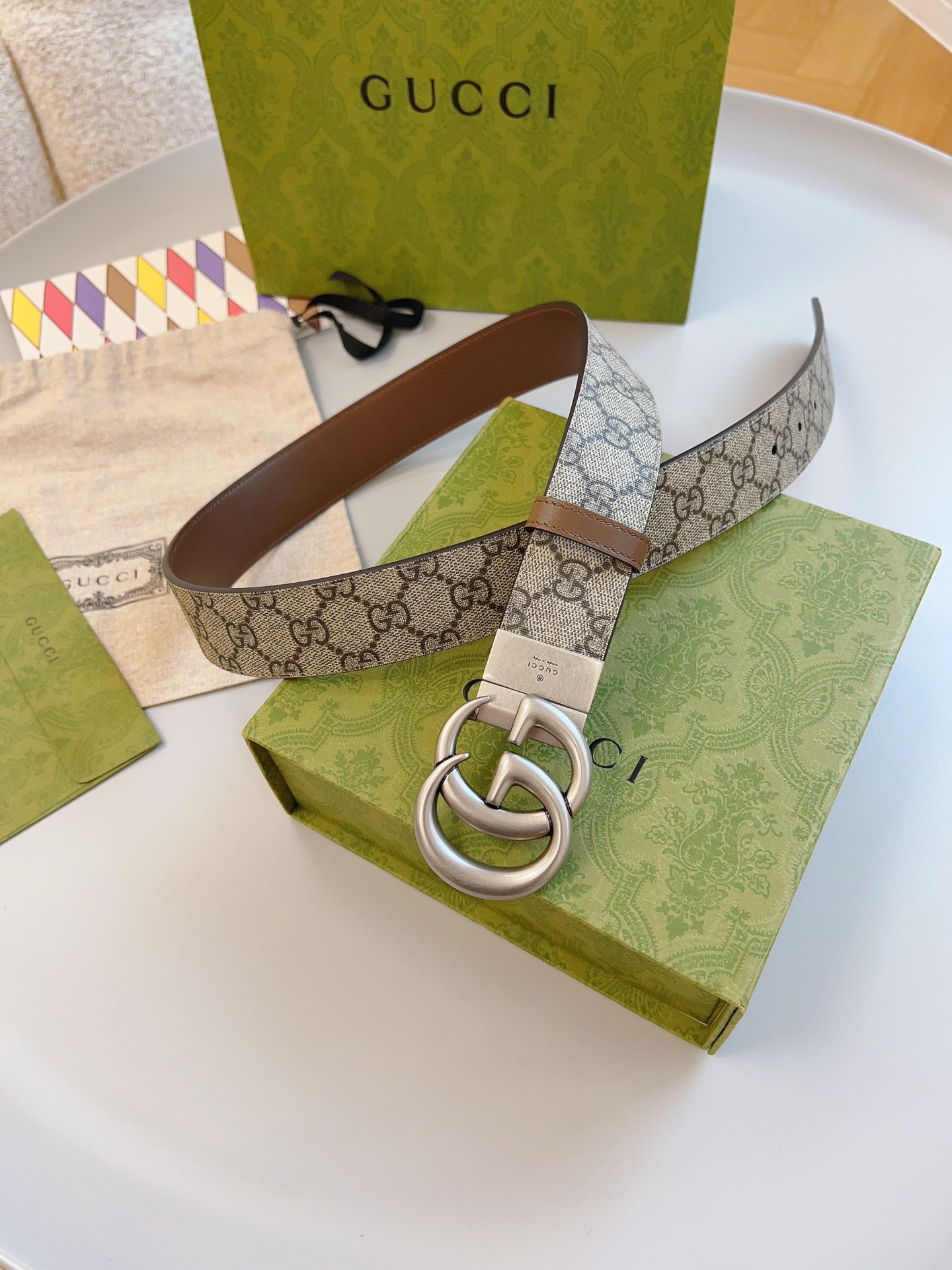 LOUIS VUITTON 루이비통 마르끄 루이비통 뎁세 회색 자수 로고 맨투맨 18