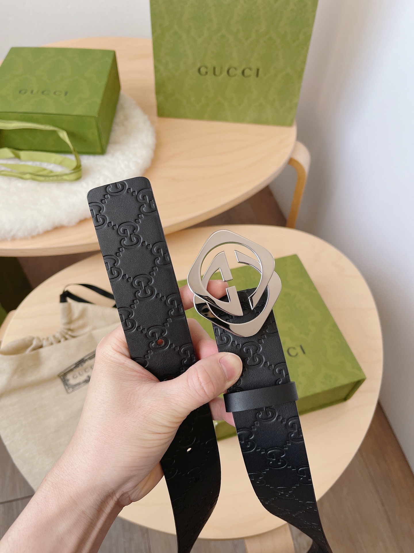 Dior 디올 퀼팅 퍼 라운드넥 가디건 9