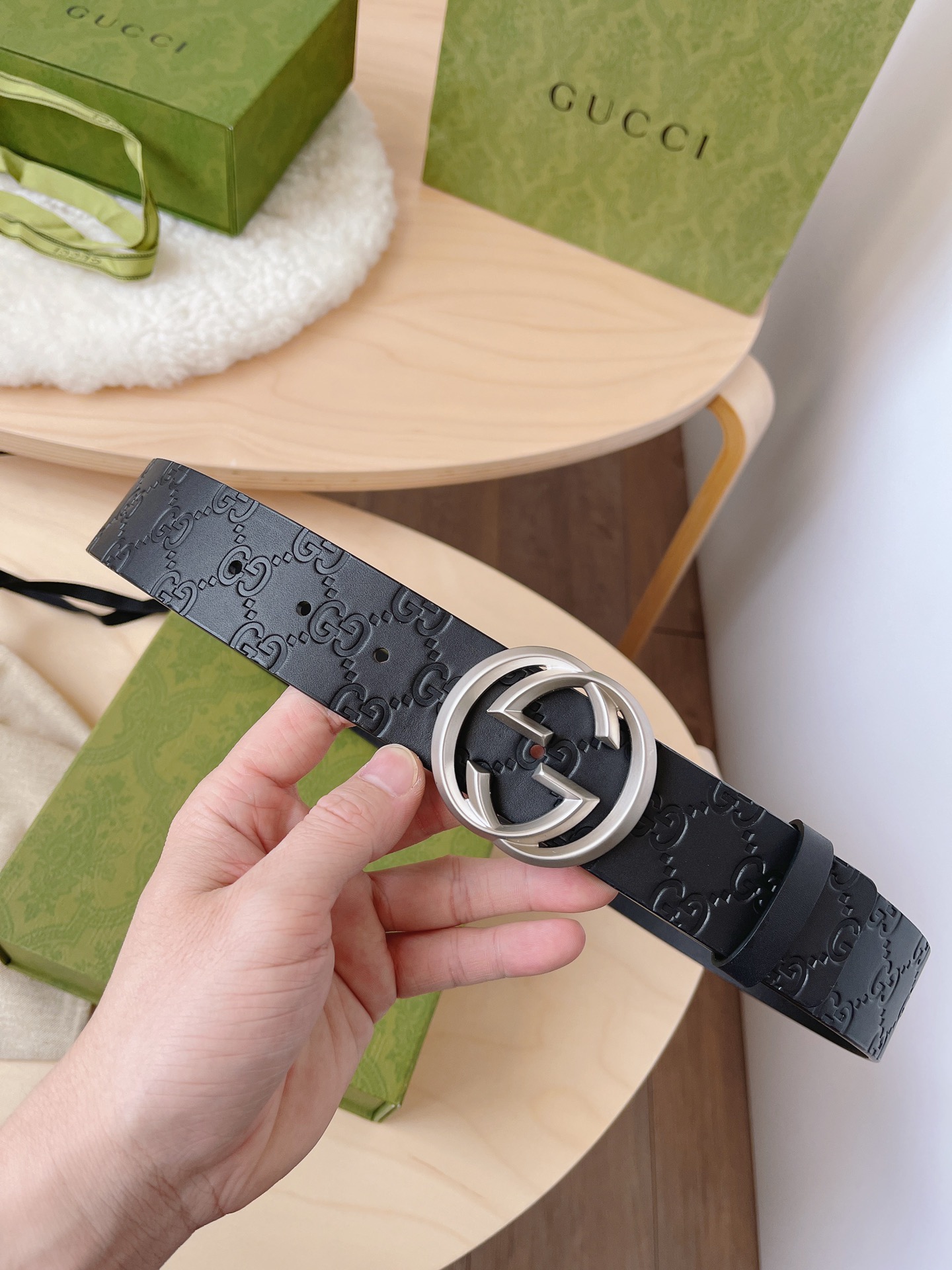 Dior 디올 퀼팅 퍼 라운드넥 가디건 13