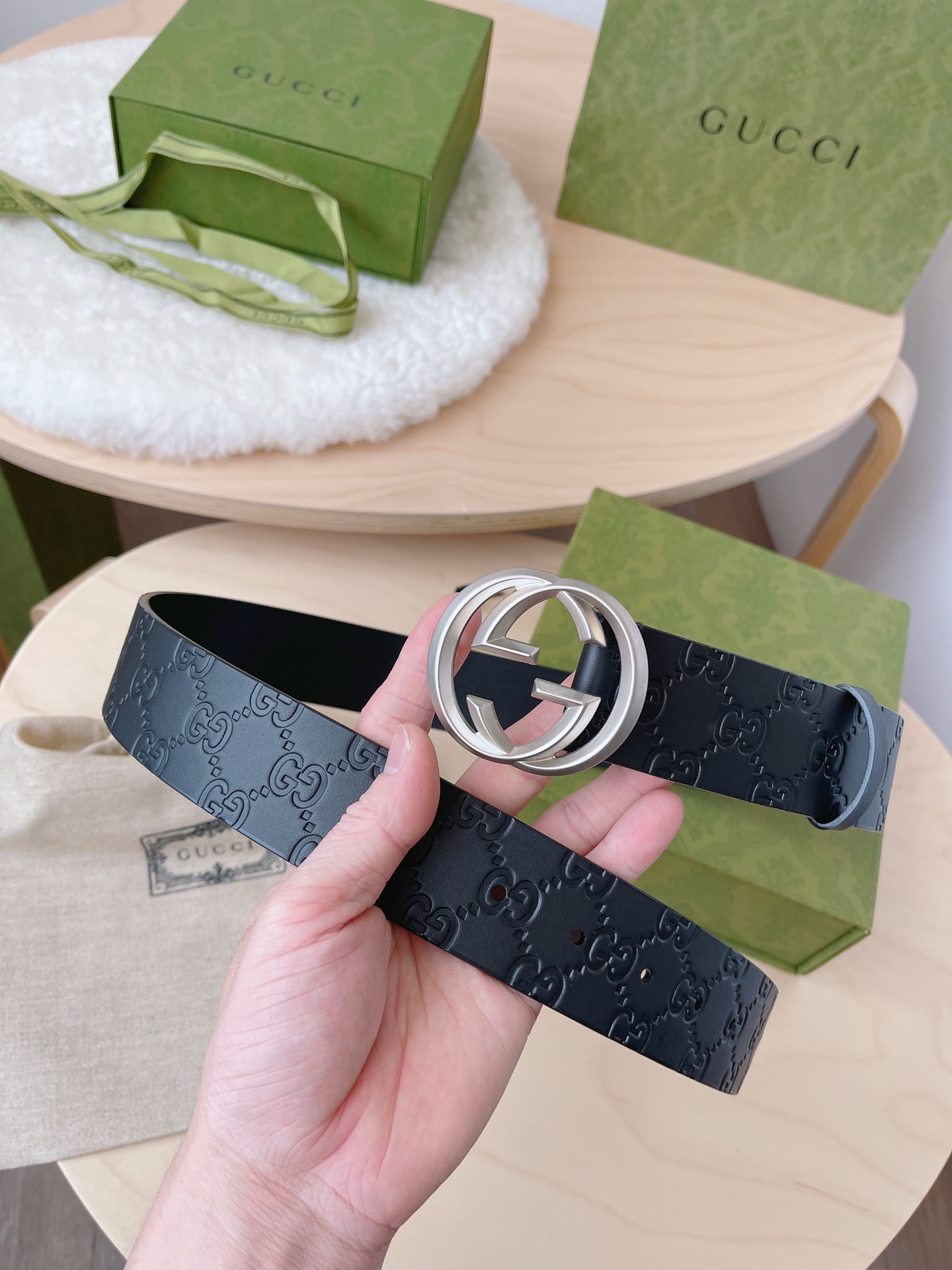 Dior 디올 퀼팅 퍼 라운드넥 가디건 15