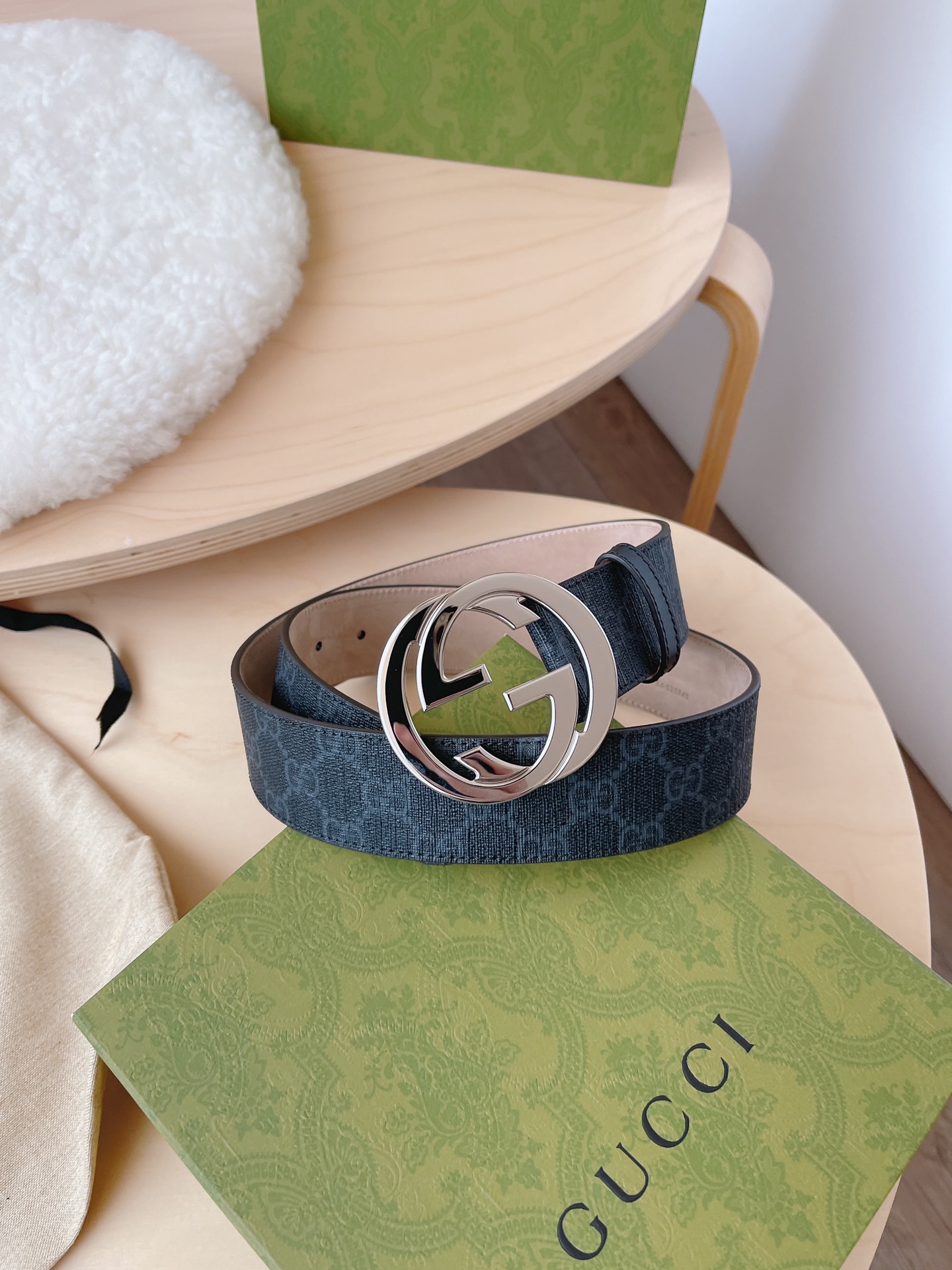 Dior 디올 양모 혼방 자카드 니트 스웨터 1