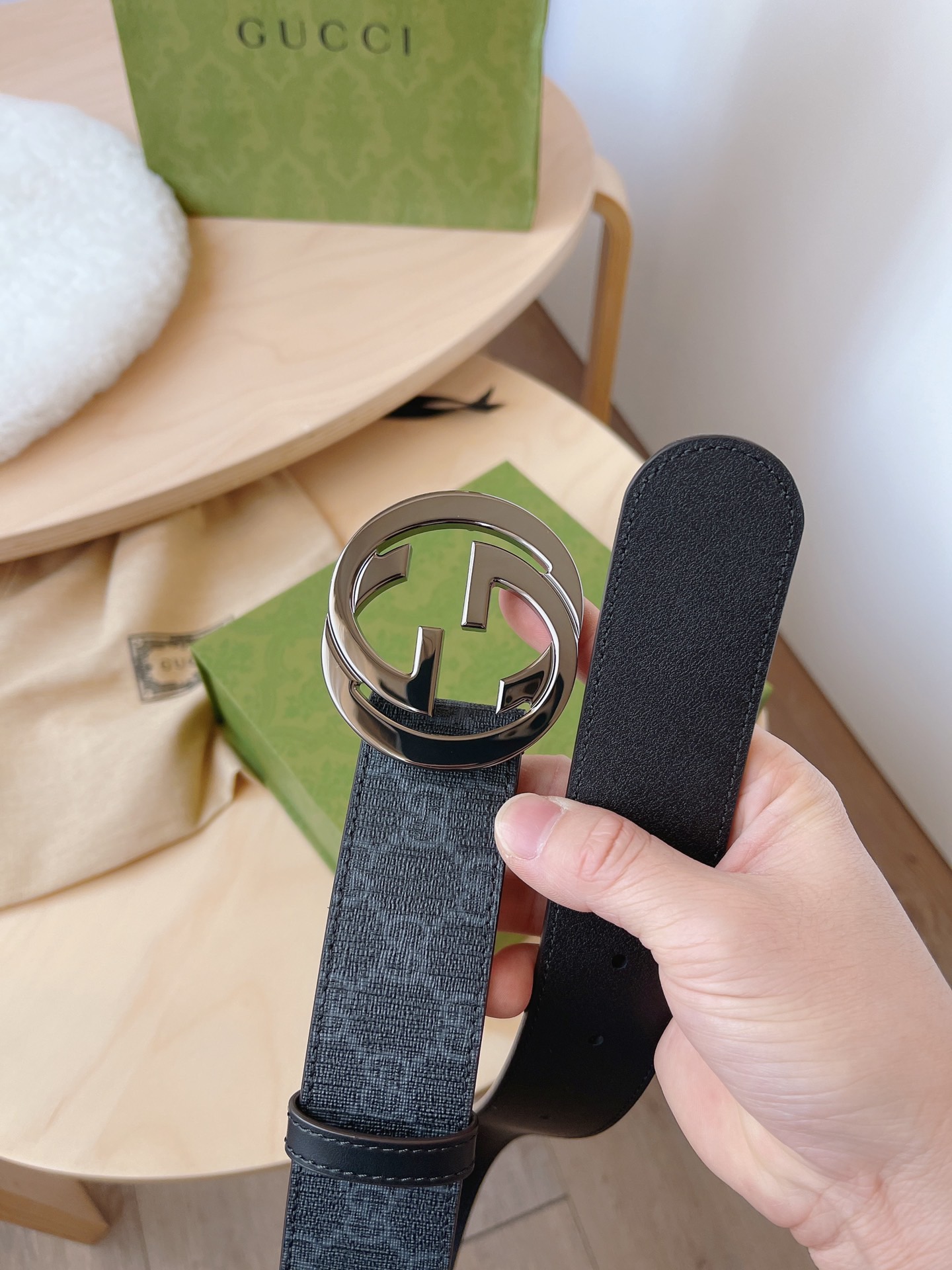 Dior 디올 양모 혼방 자카드 니트 스웨터 4