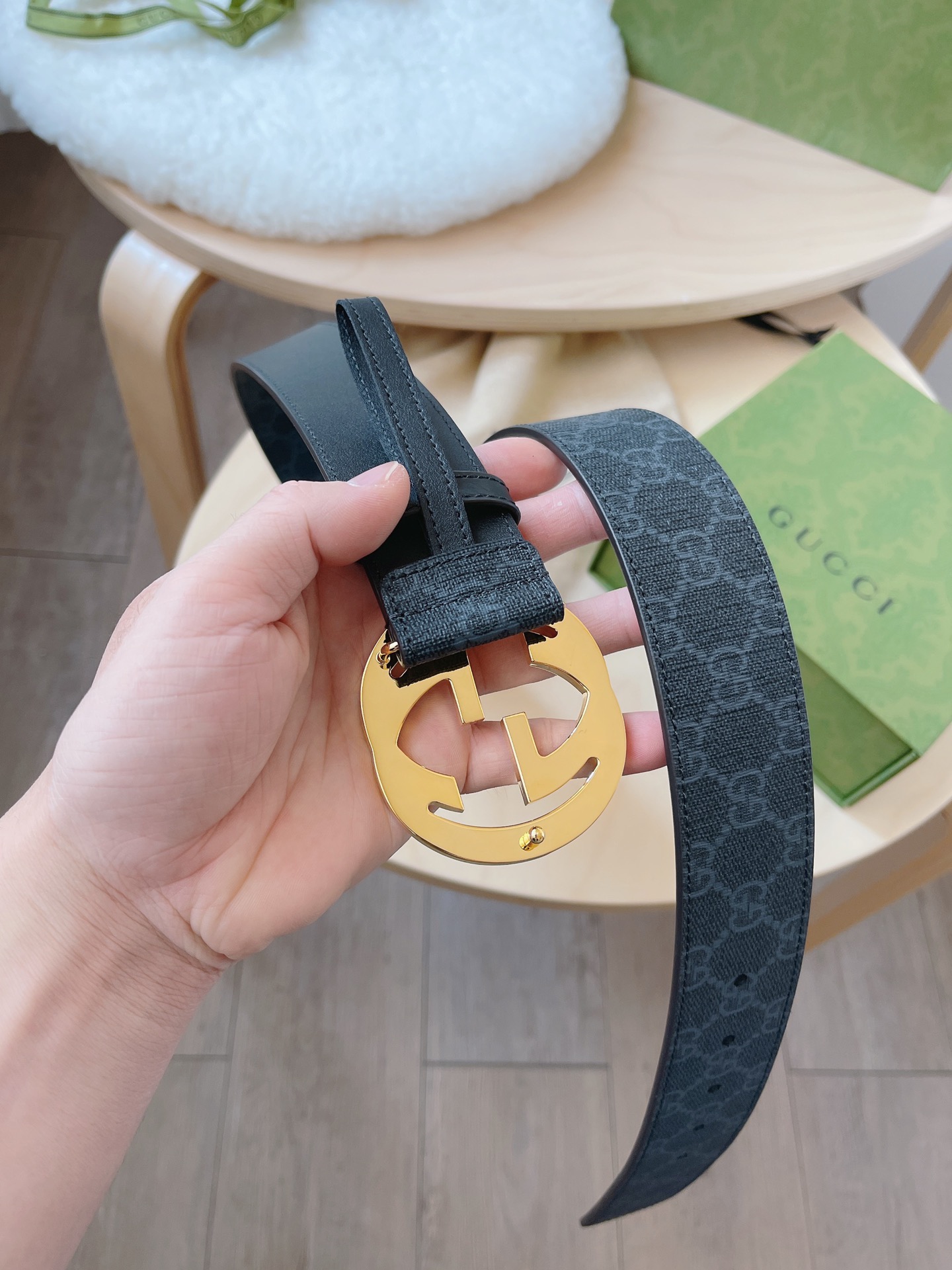 Dior 디올 양모 혼방 자카드 니트 스웨터 16