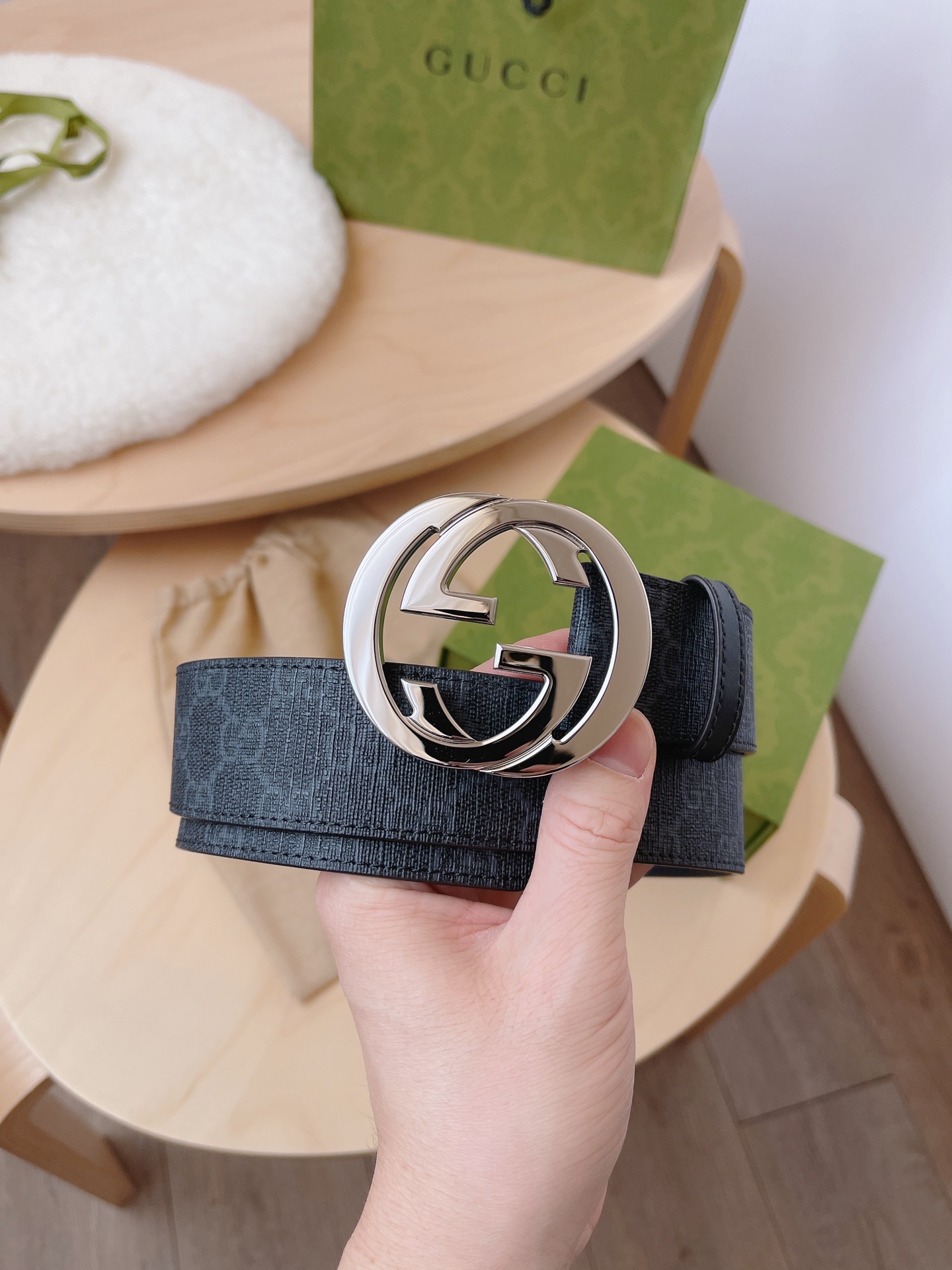 Dior 디올 양모 혼방 자카드 니트 스웨터 5