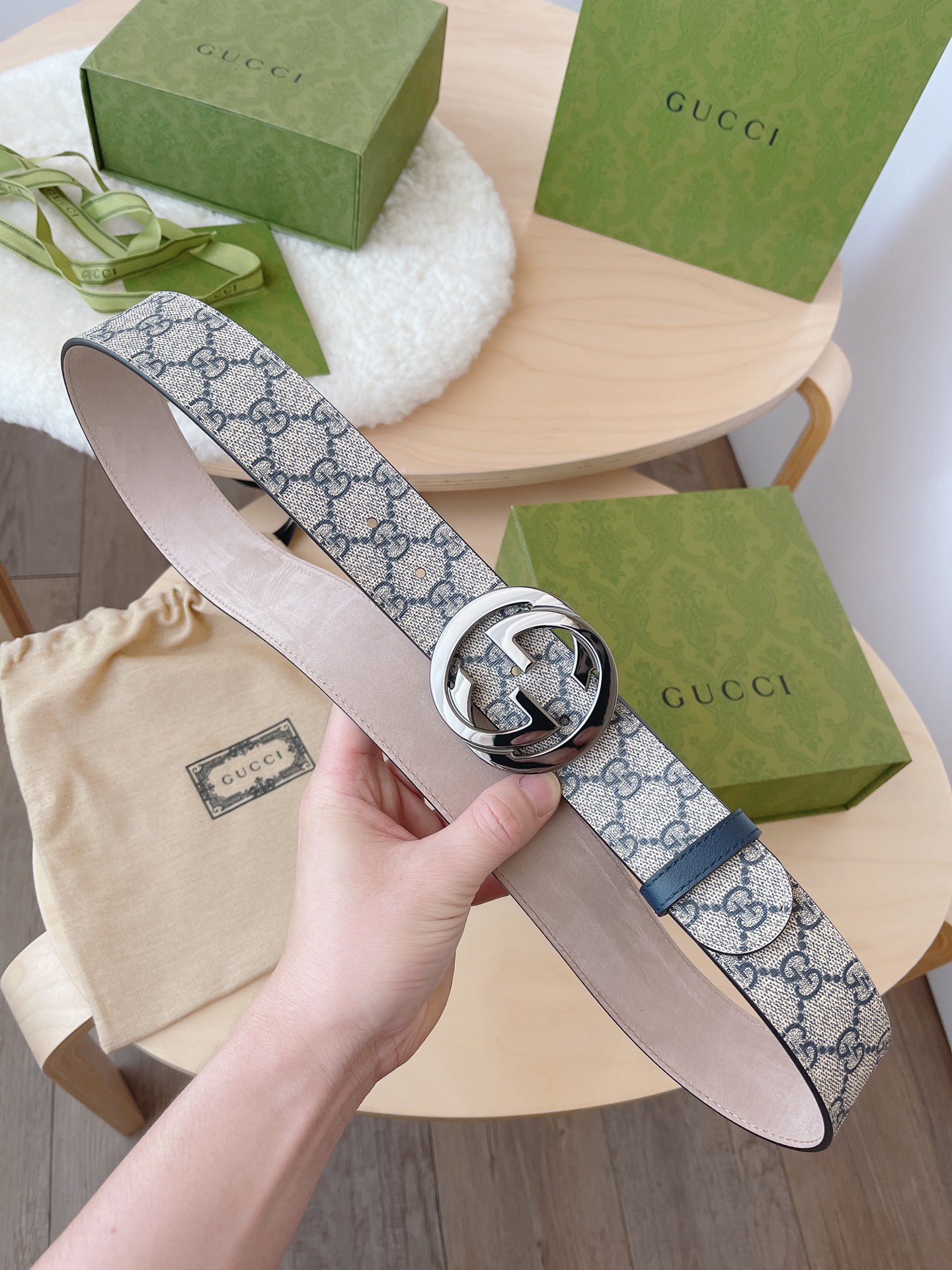 Dior 디올 양모 혼방 자카드 니트 스웨터 10