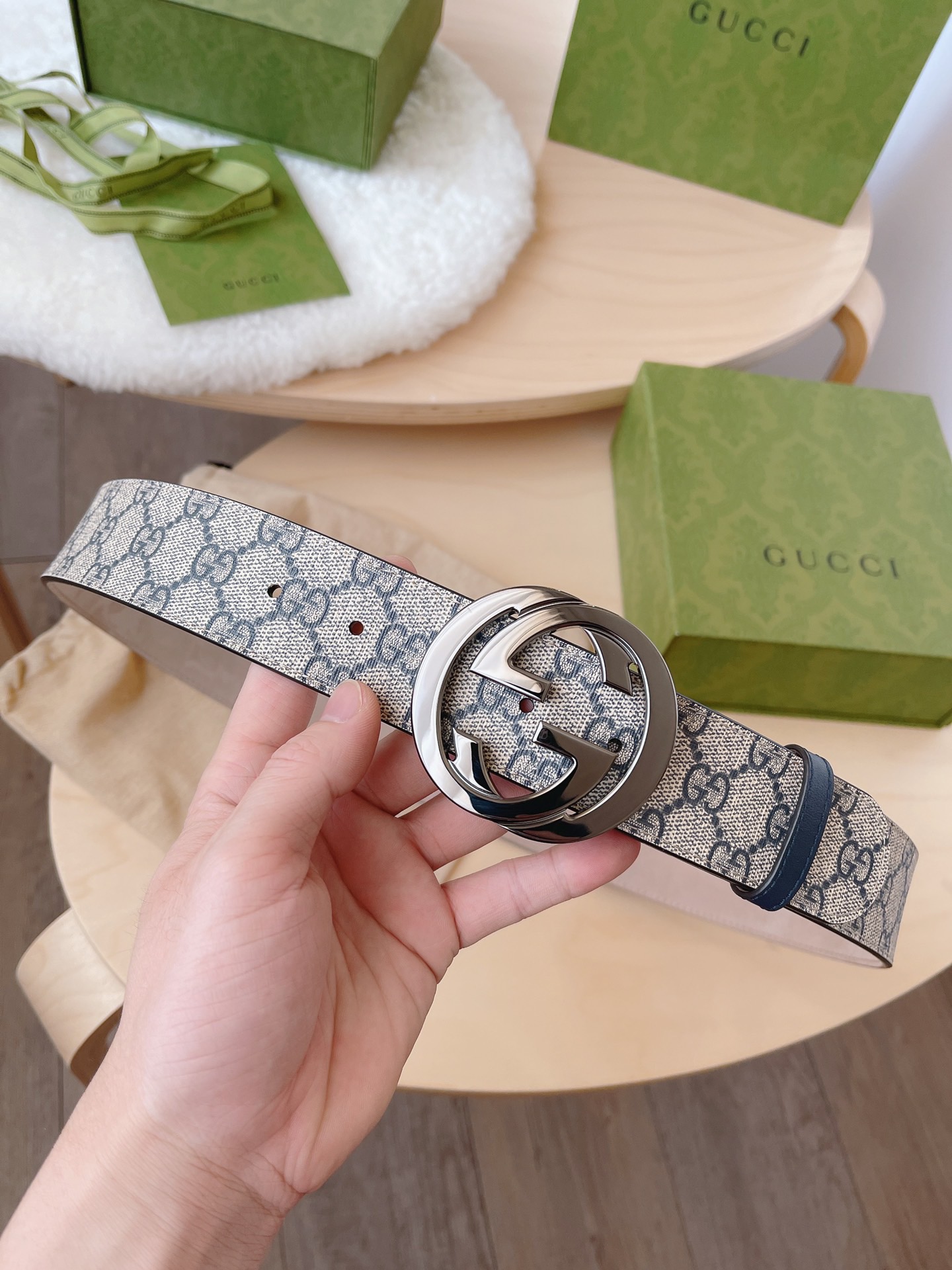 Dior 디올 양모 혼방 자카드 니트 스웨터 16