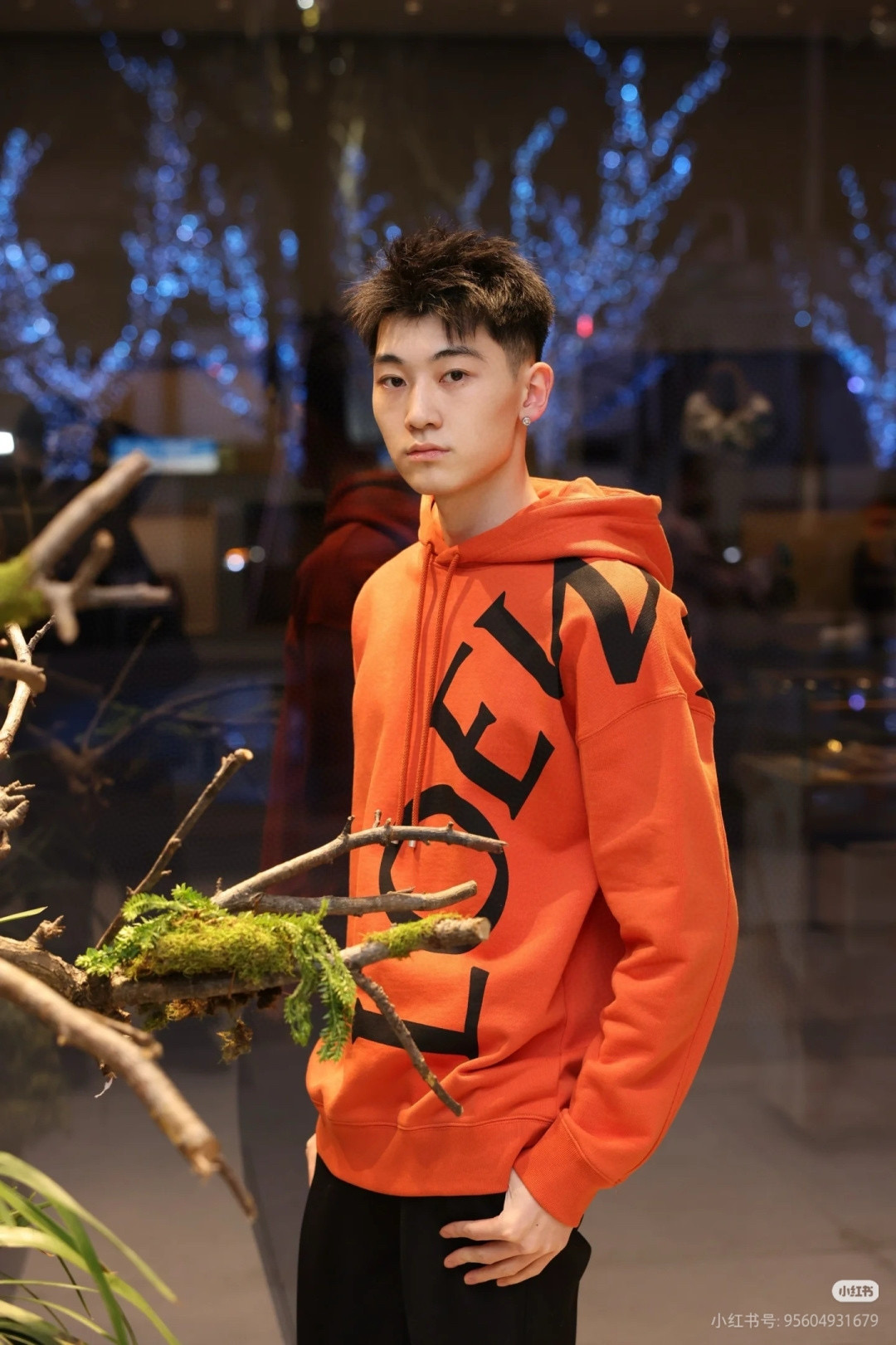 LOUIS VUITTON 루이비통 다미에 모노그램 패치워크 코튼 반팔 티셔츠 7