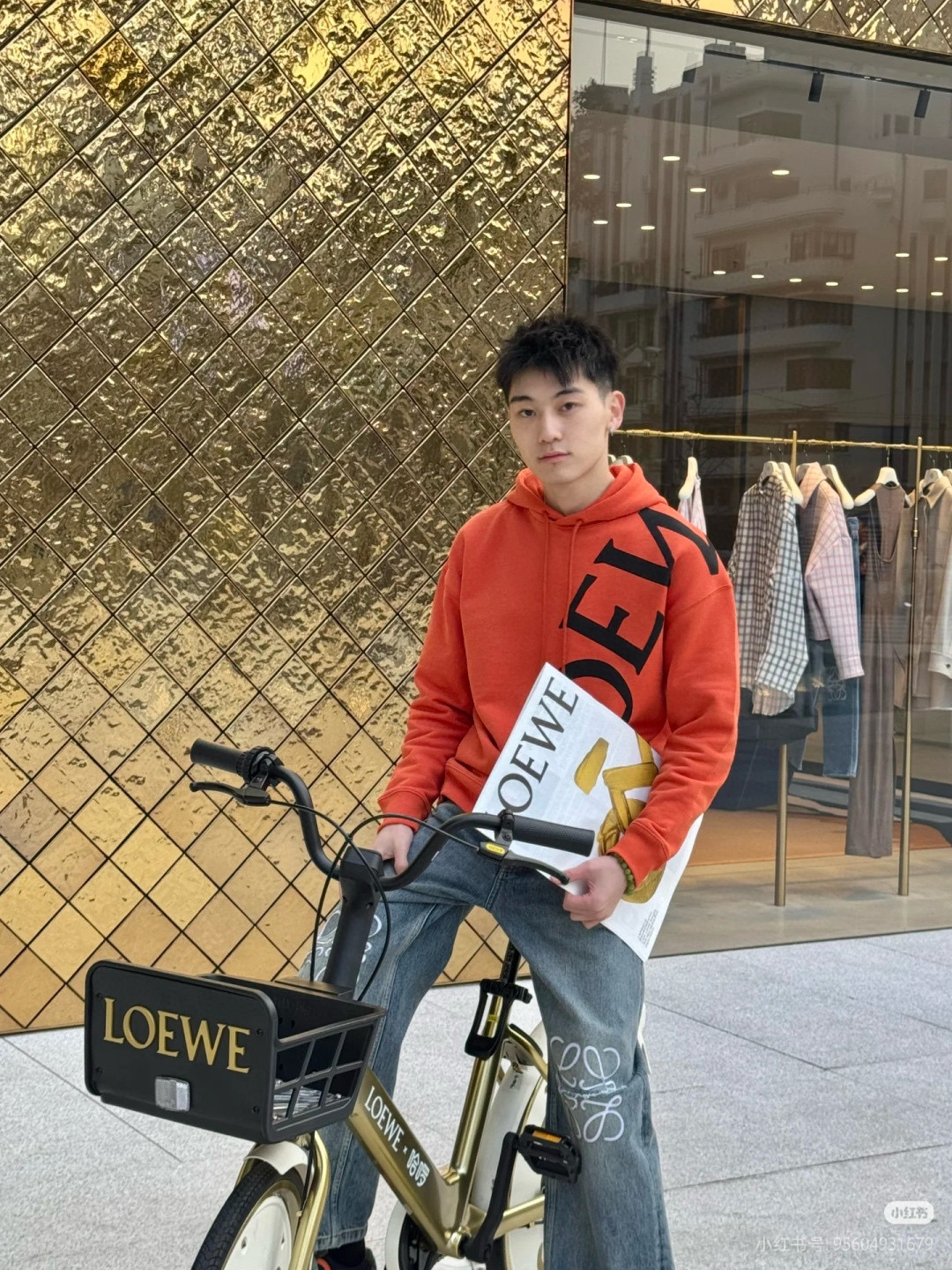 LOUIS VUITTON 루이비통 다미에 모노그램 패치워크 코튼 반팔 티셔츠 9