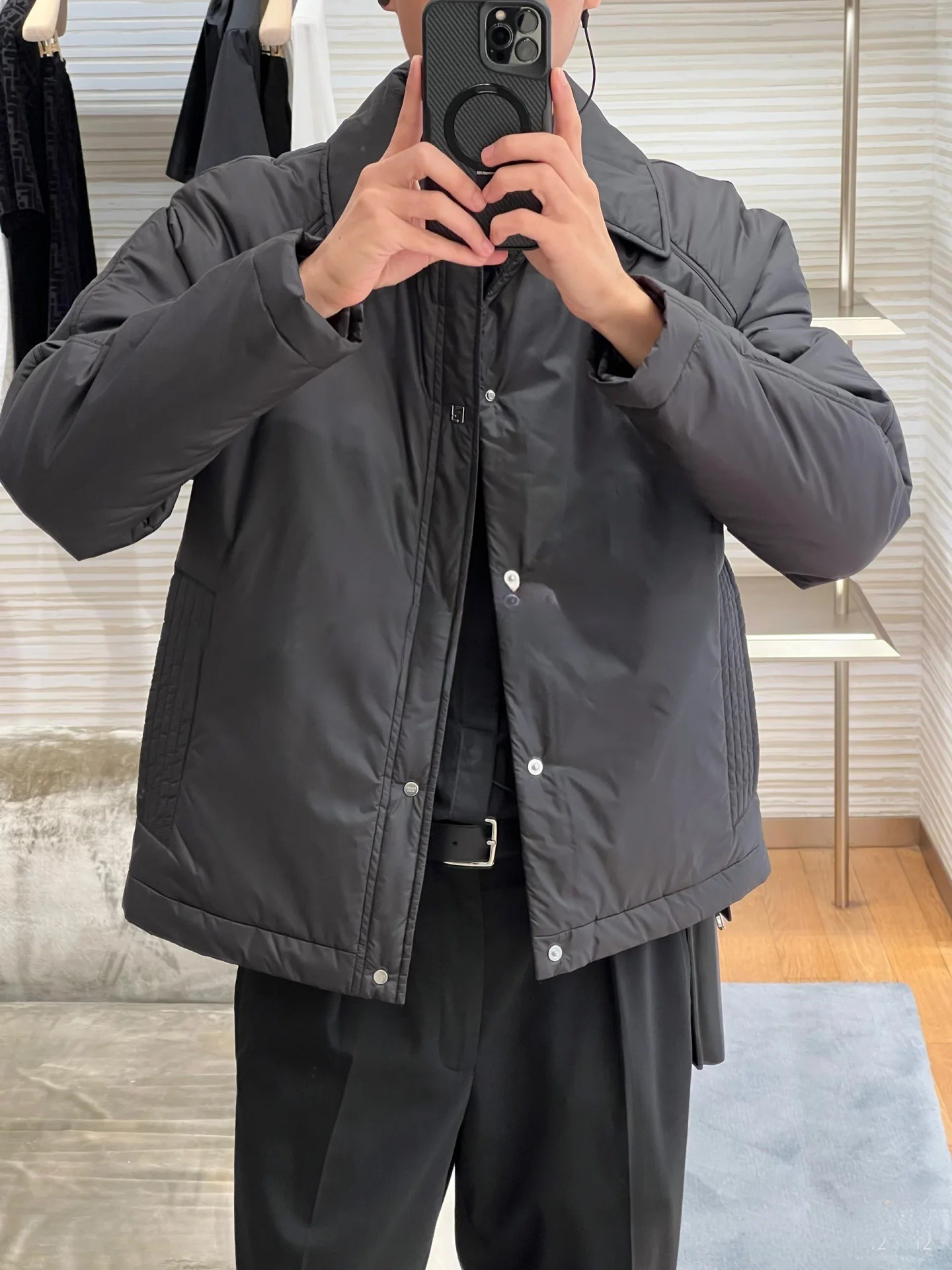 FENDI 펜디 FF 안감 디테일 블랙 와이드핏 자켓 5