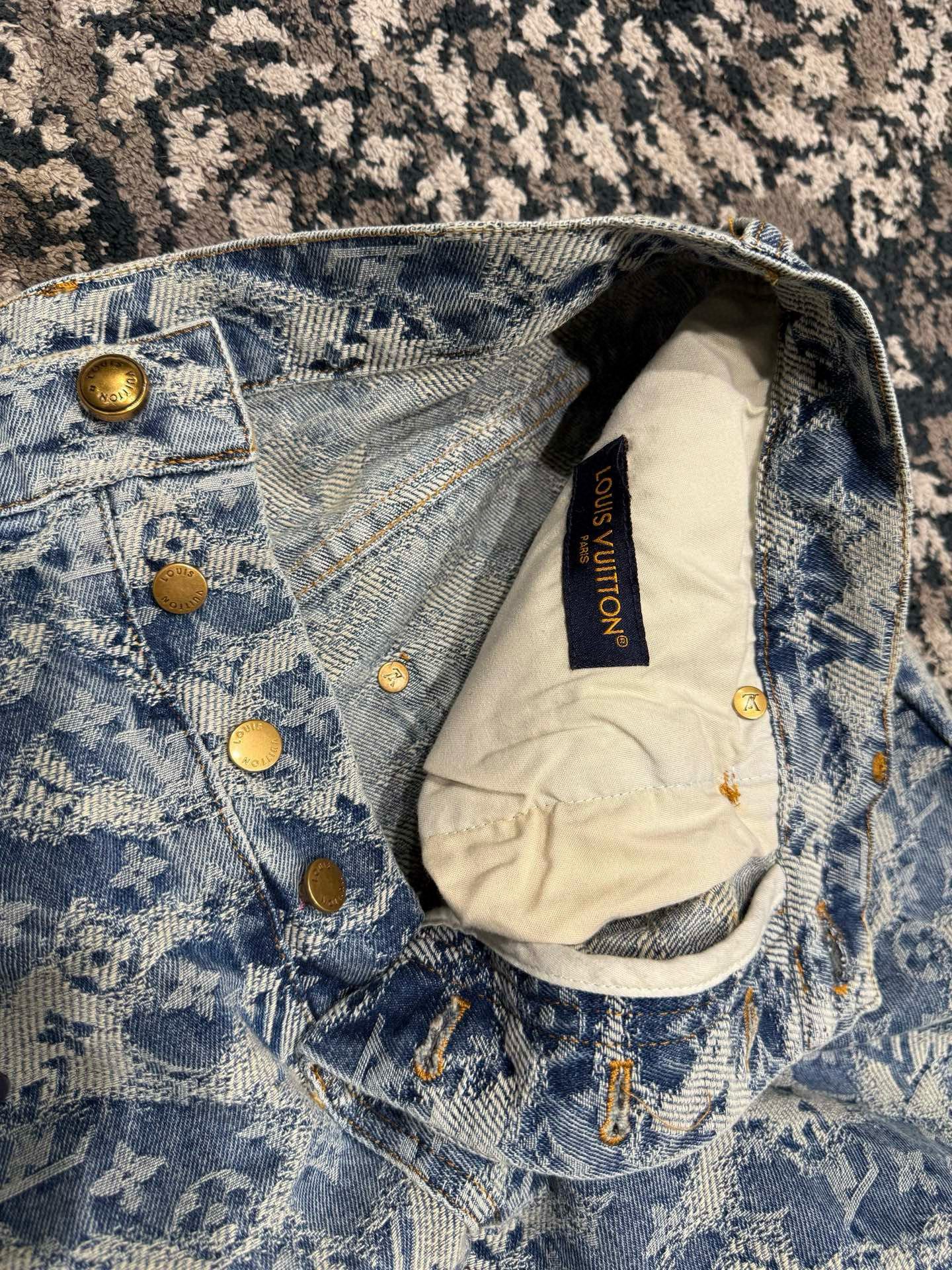 FENDI 펜디 FF 안감 디테일 블랙 와이드핏 자켓 18